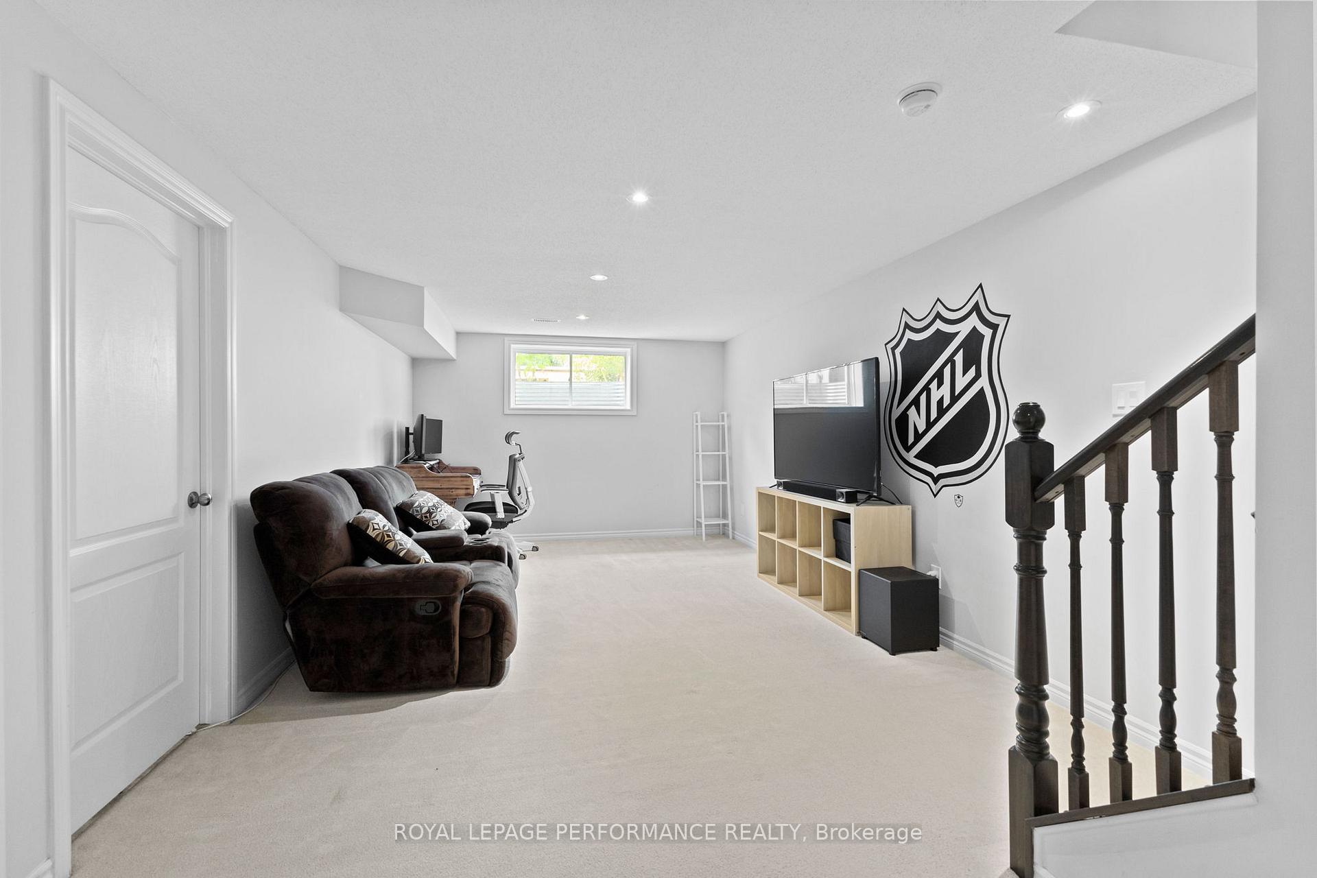Photo 32 of 160 Mattingly Way, Ottawa, Riverside South/Gloucester Glen — HOMEH