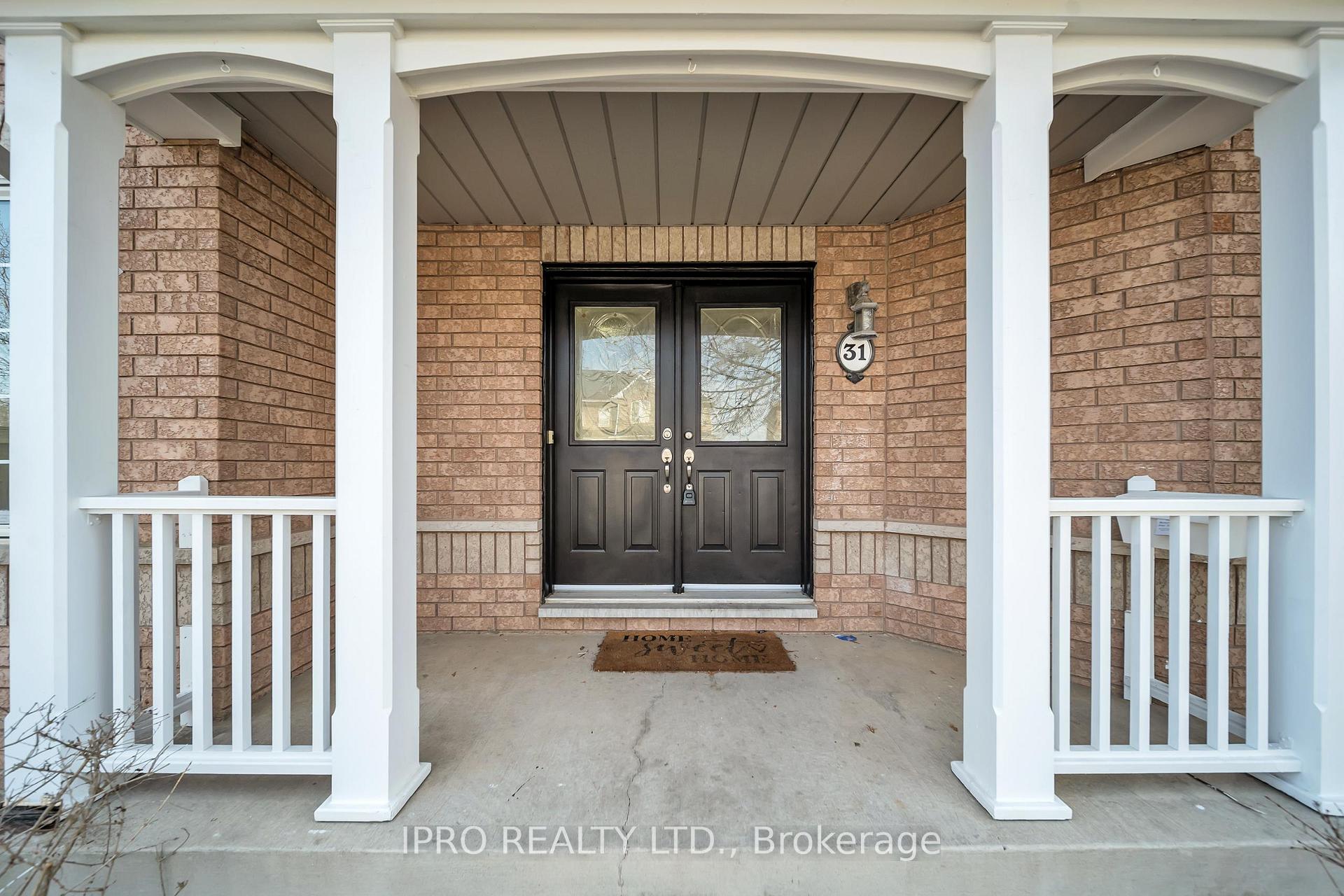 Photo 4 of Unit Upper, 31 Bramcedar Crescent, Brampton, Northwest Sandalwood Parkway — HOMEH