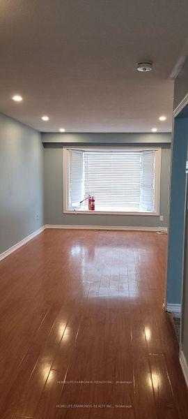 Photo 5 of Unit Upper, 26 Greenwood Crescent, Brampton, Northgate — HOMEH