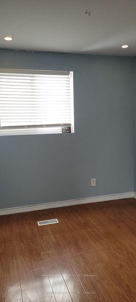 Photo 7 of Unit Upper, 26 Greenwood Crescent, Brampton, Northgate — HOMEH