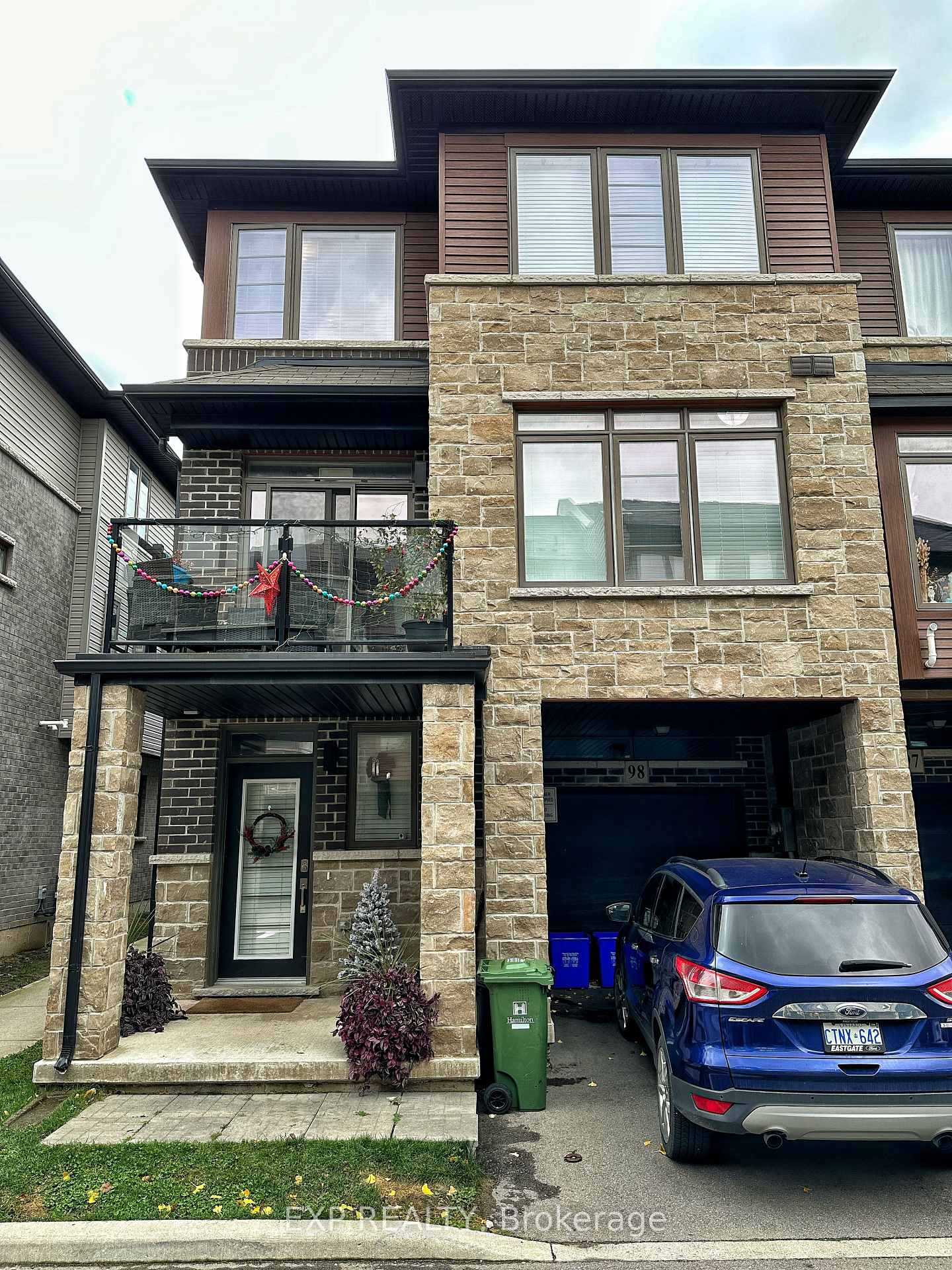 Photo 1 of Unit 98, 30 Time Square Boulevard, Hamilton, Rural Stoney Creek — HOMEH