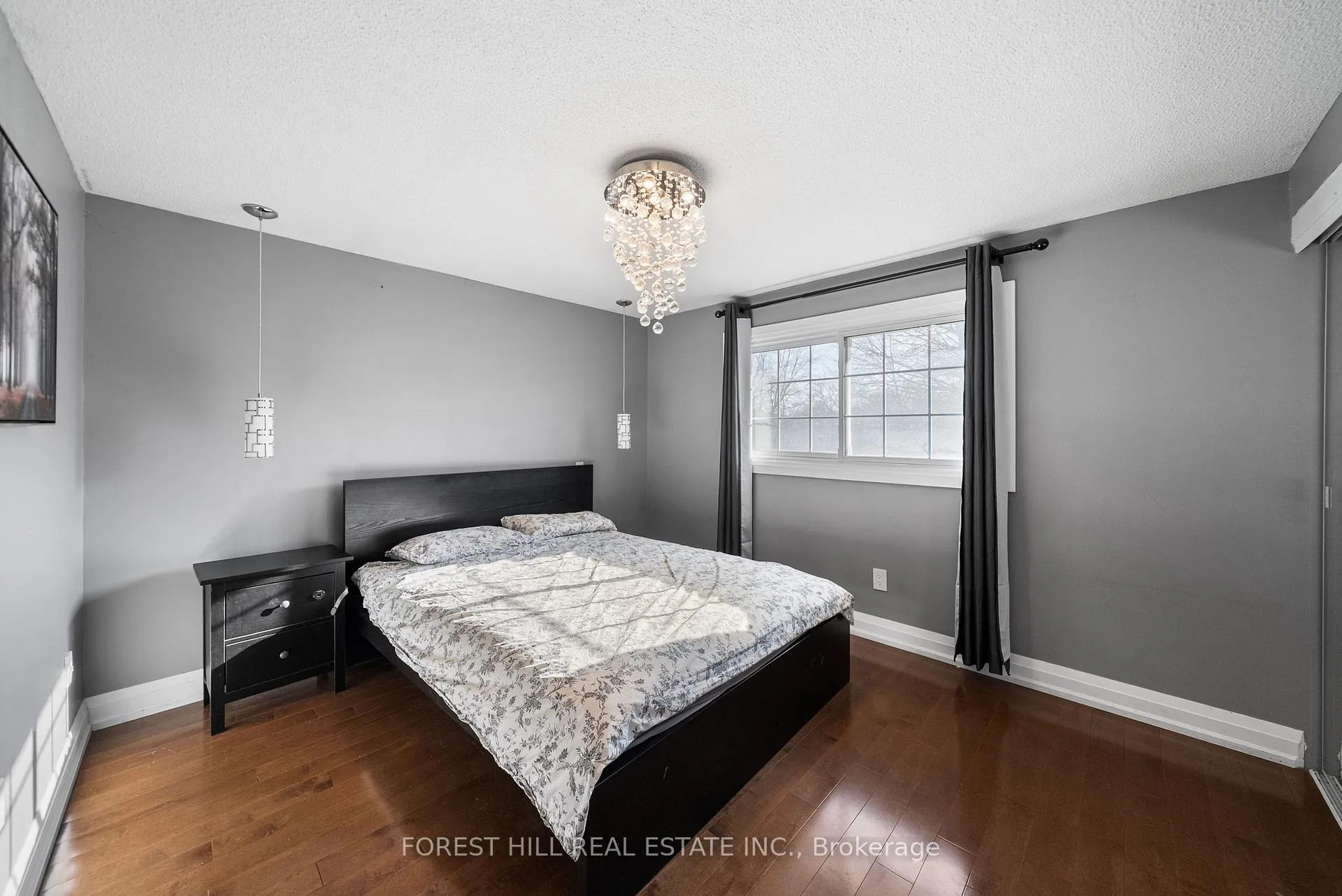 Photo 34 of 14 Valley Crescent, Aurora, Aurora Heights — HOMEH
