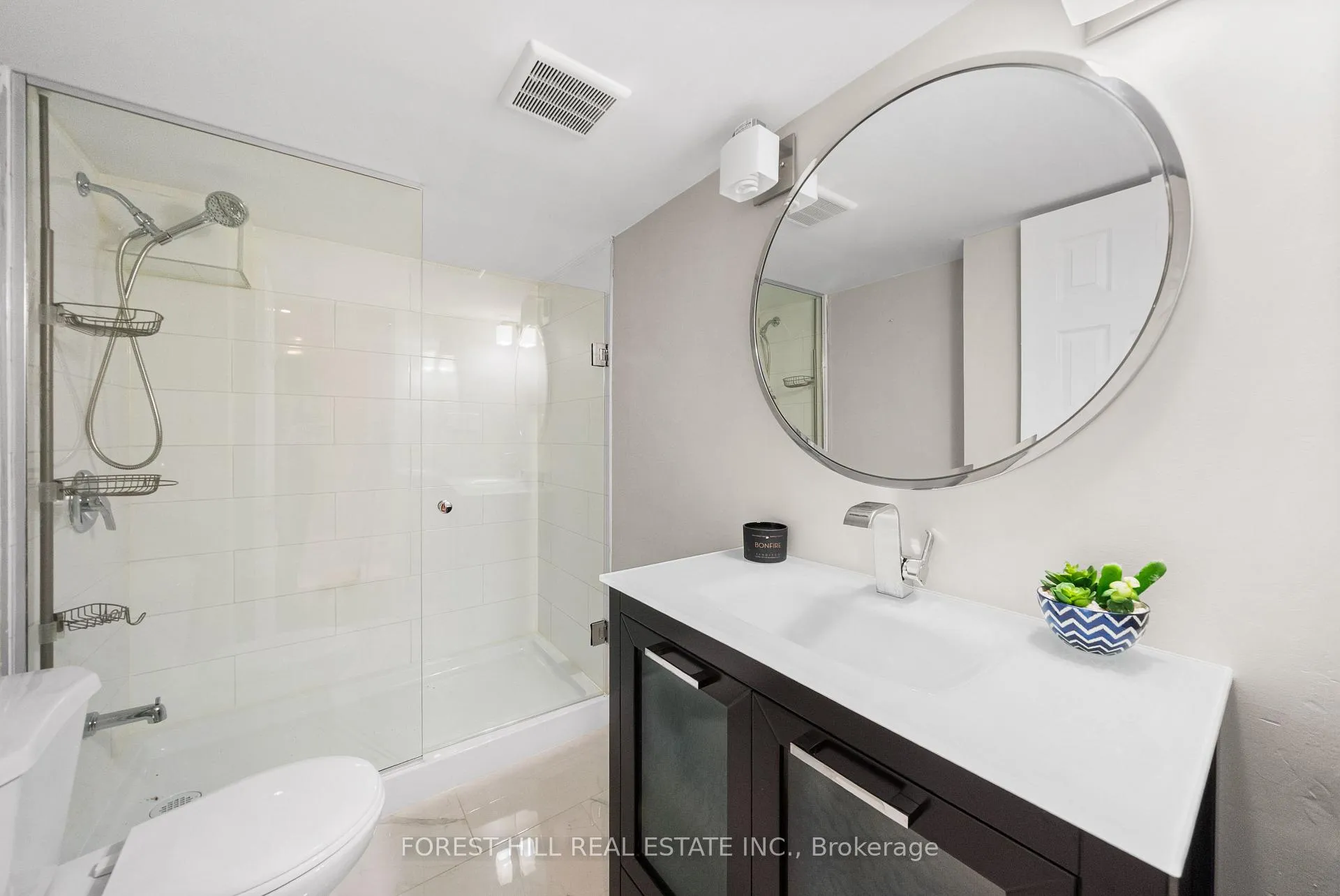 Photo 42 of 14 Valley Crescent, Aurora, Aurora Heights — HOMEH