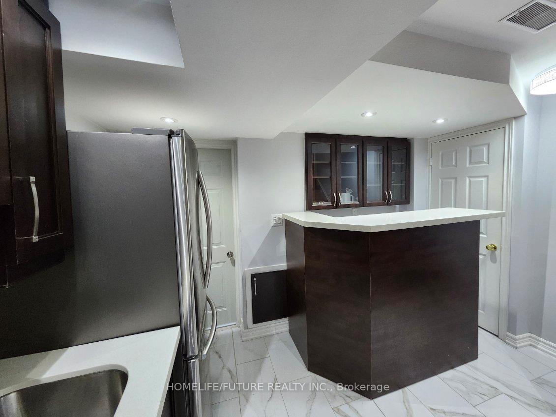 Photo 5 of Unit Bsmt, 55 Gabrielle Drive, Brampton, Fletcher's Meadow — HOMEH