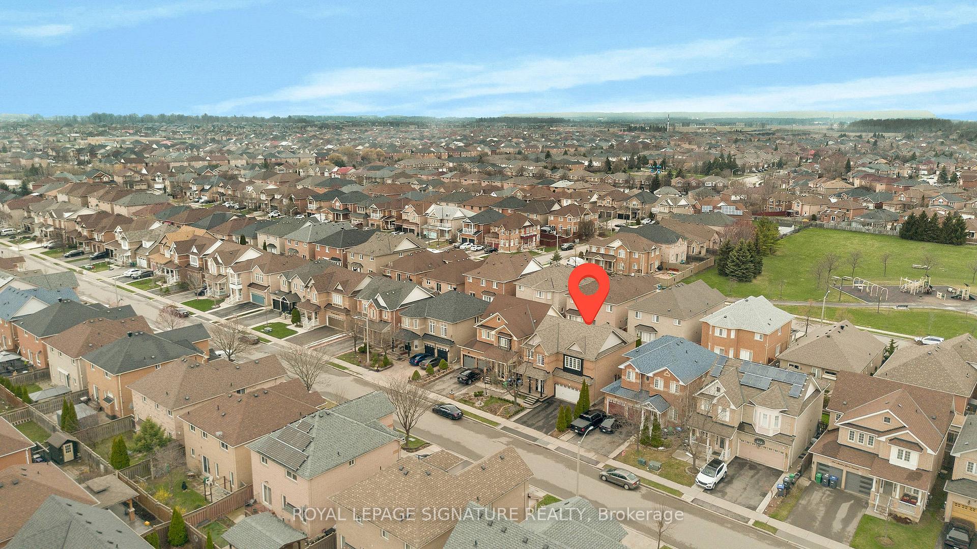 Photo 3 of Unit (UPPER), 118 Masters Green Crescent, Brampton, Snelgrove — HOMEH