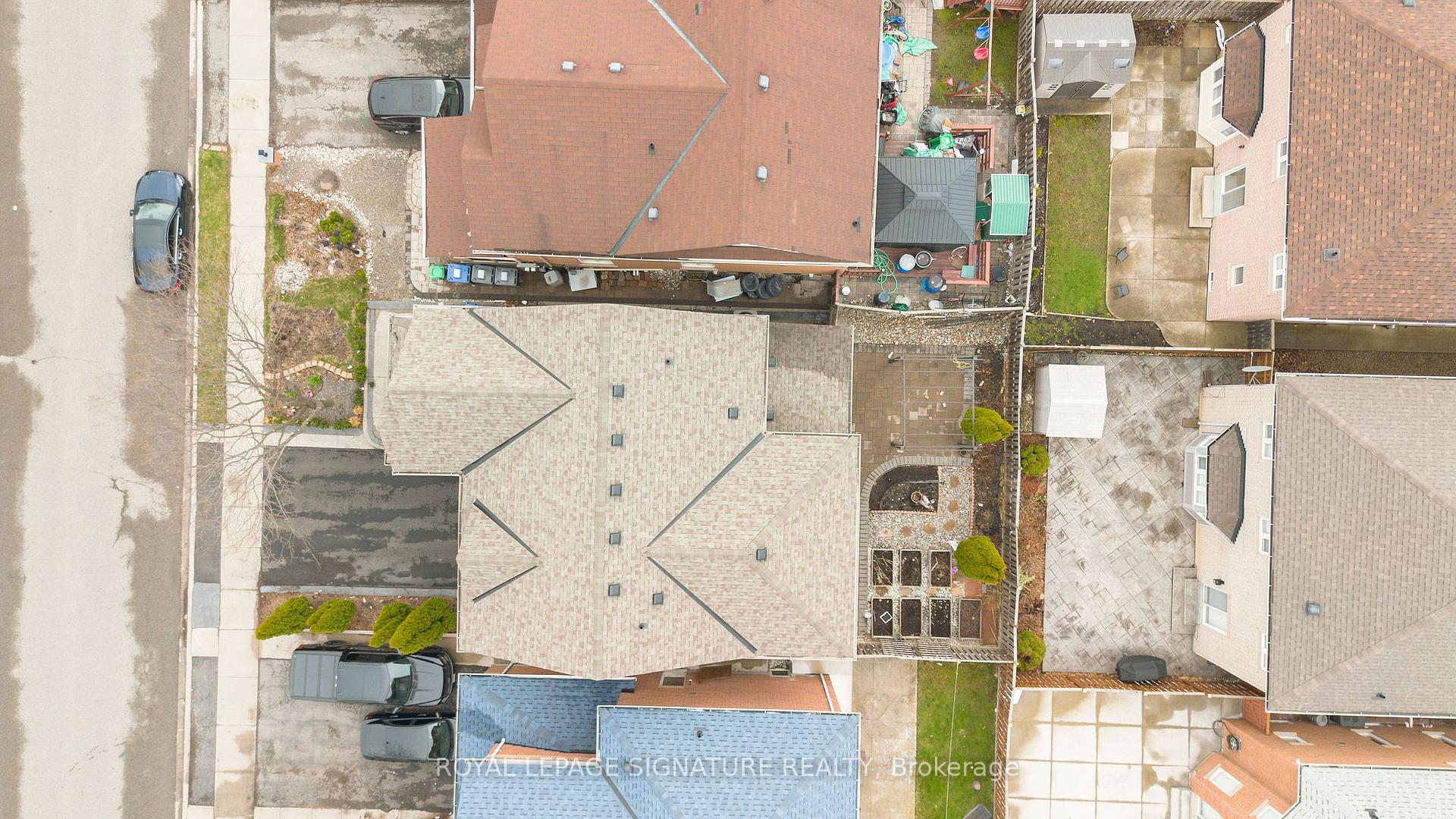 Photo 4 of Unit (UPPER), 118 Masters Green Crescent, Brampton, Snelgrove — HOMEH