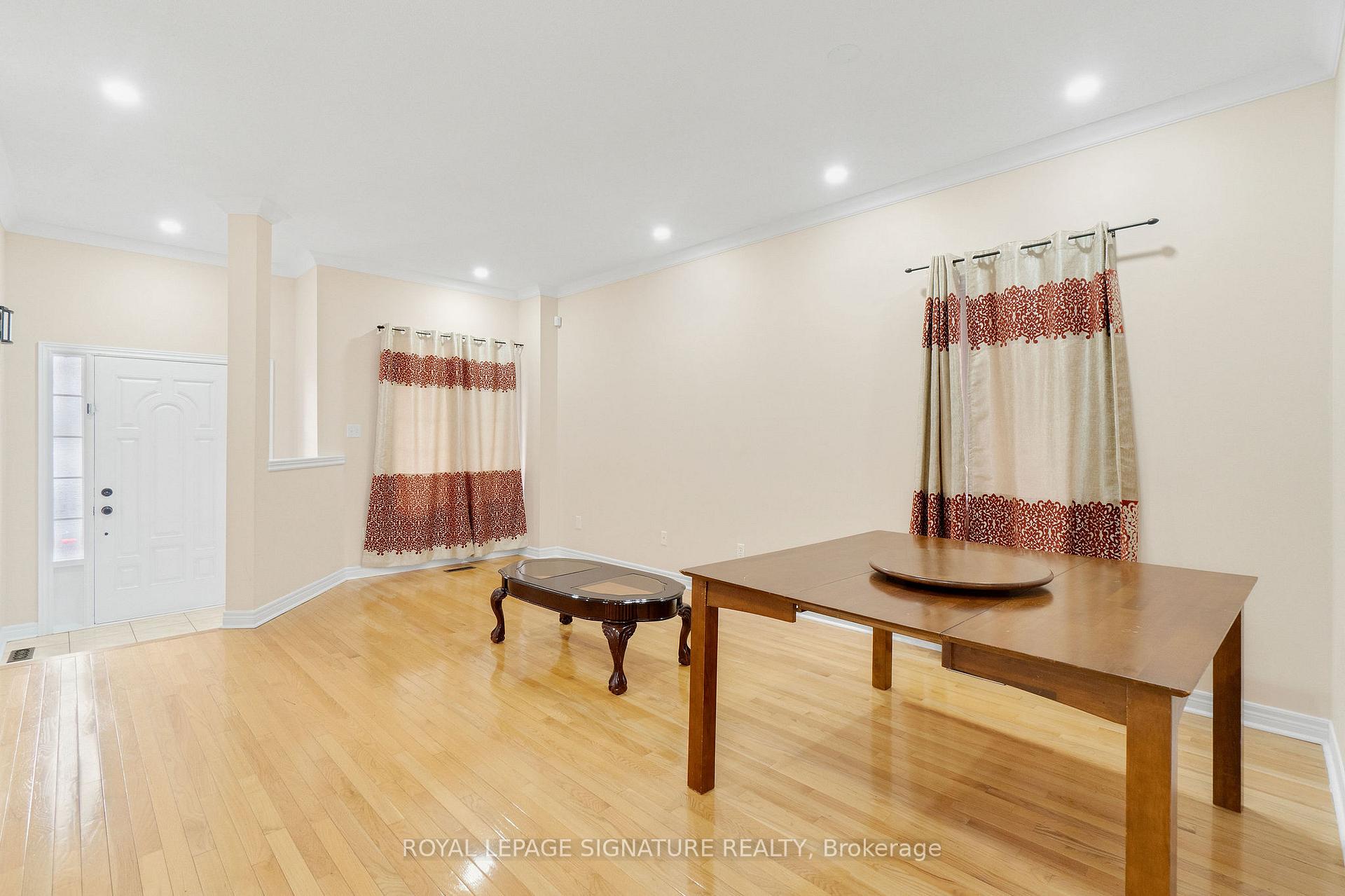 Photo 11 of Unit (UPPER), 118 Masters Green Crescent, Brampton, Snelgrove — HOMEH