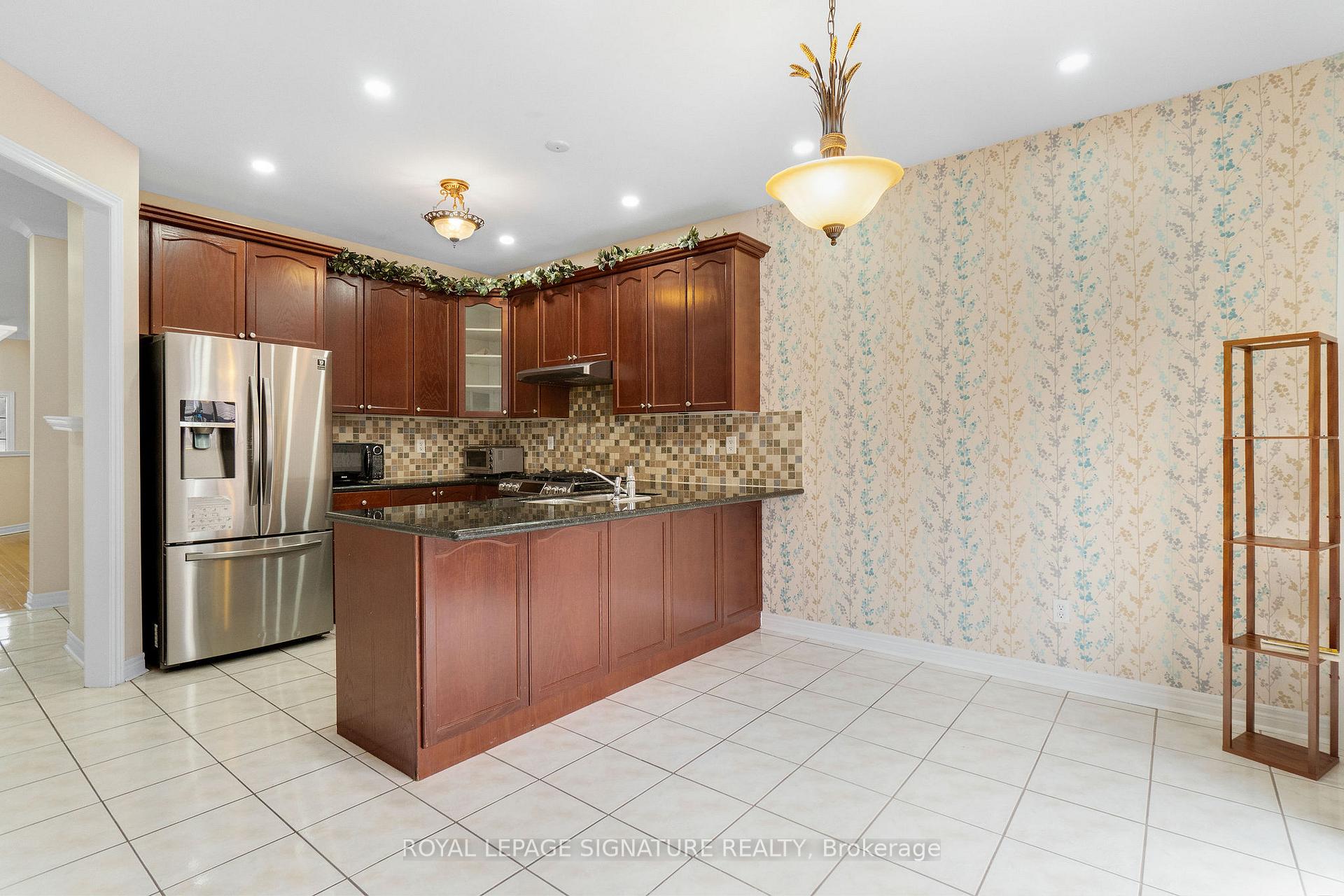 Photo 15 of Unit (UPPER), 118 Masters Green Crescent, Brampton, Snelgrove — HOMEH