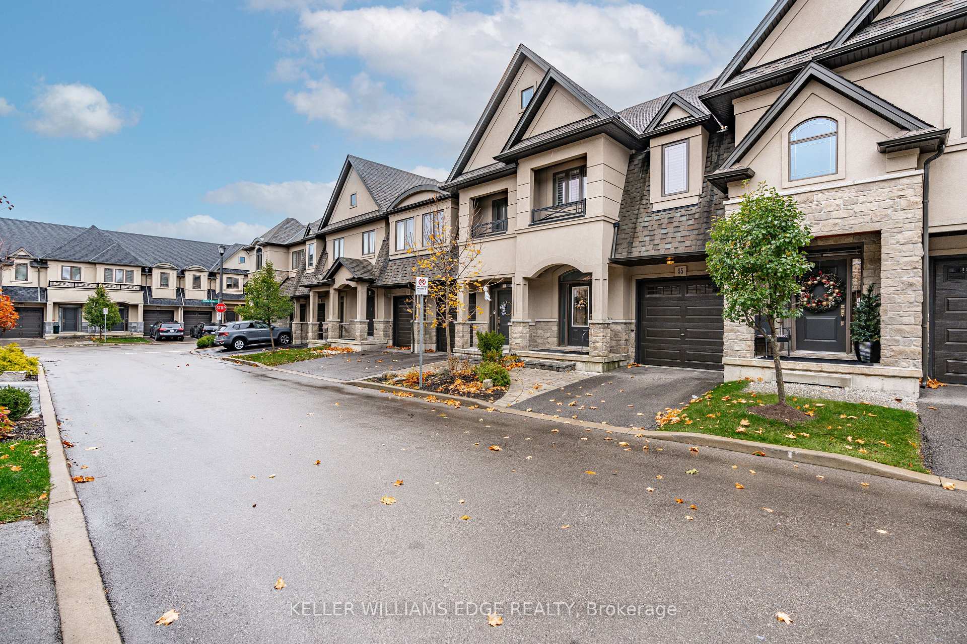 Photo 2 of 55 Sonoma Valley Crescent, Hamilton, Mewburn — HOMEH