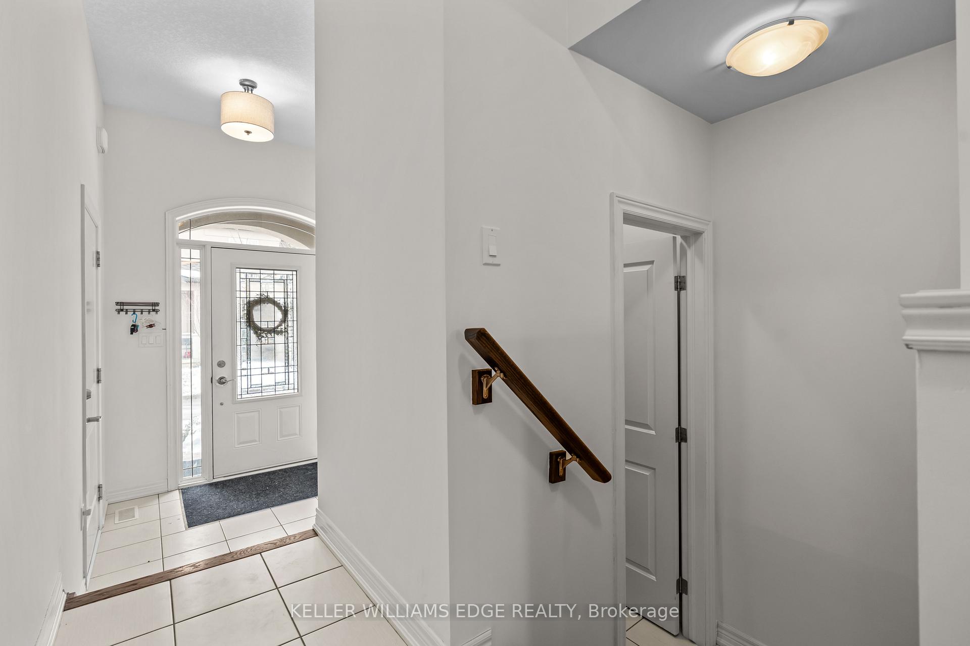 Photo 6 of 55 Sonoma Valley Crescent, Hamilton, Mewburn — HOMEH