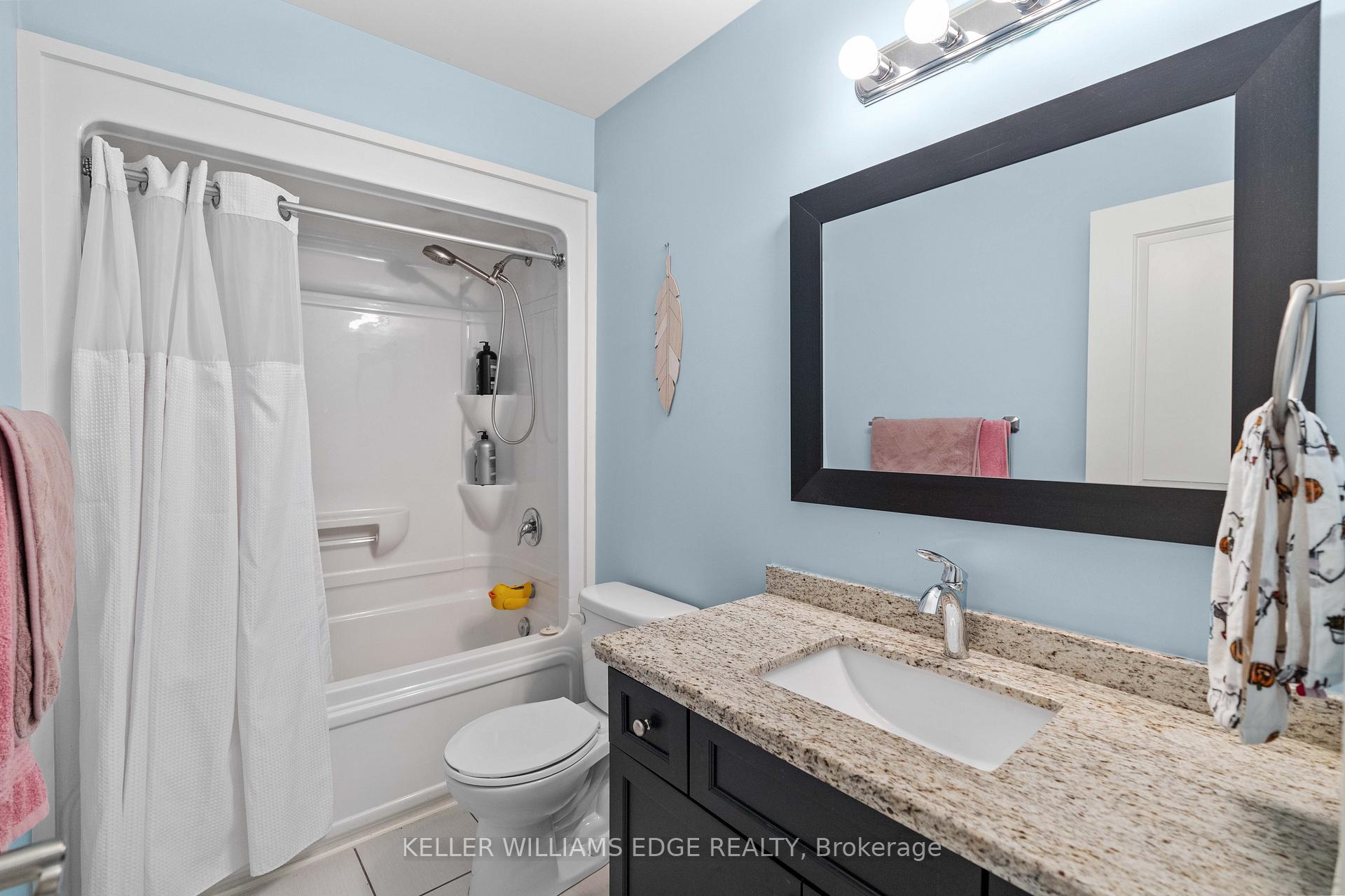 Photo 31 of 55 Sonoma Valley Crescent, Hamilton, Mewburn — HOMEH