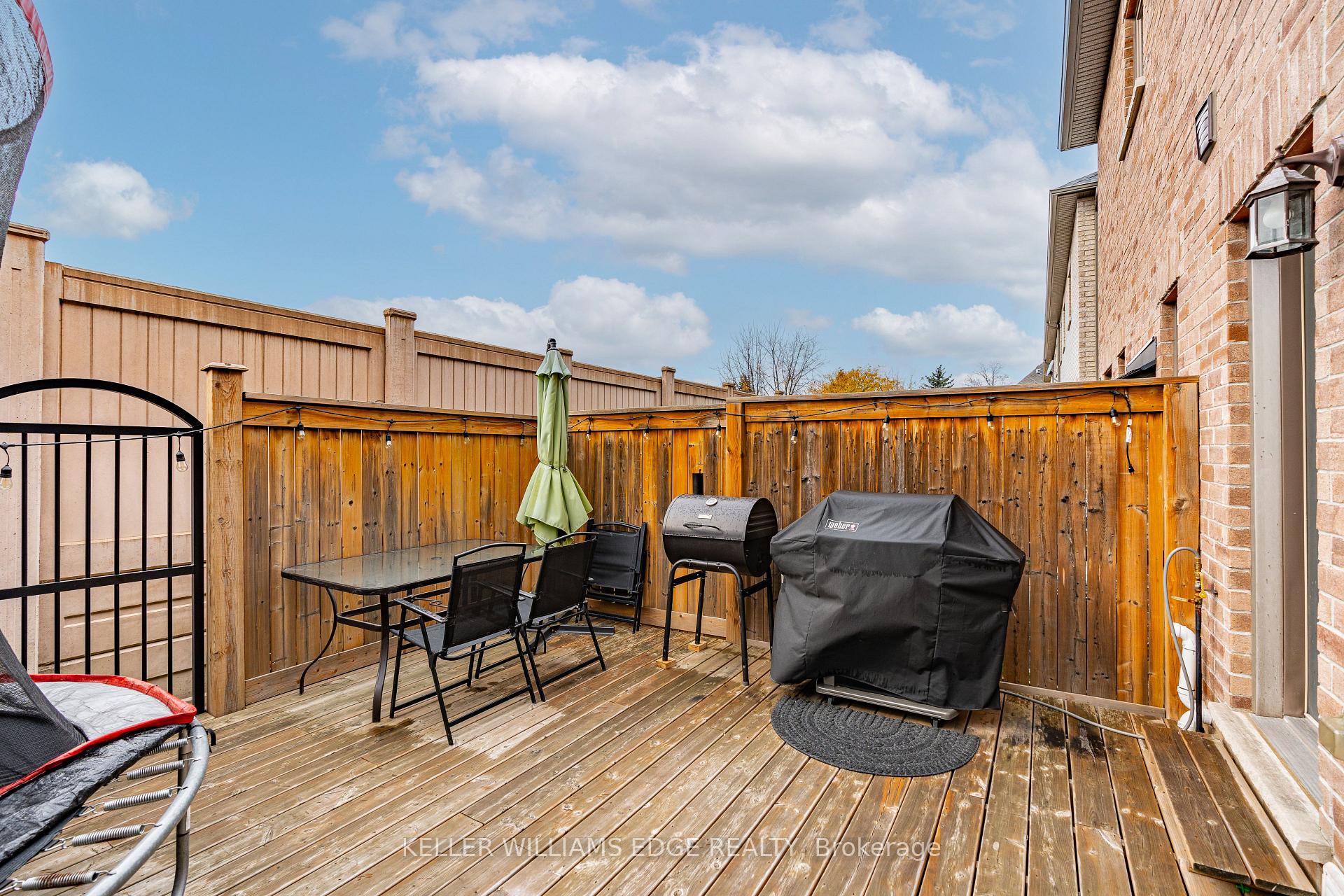 Photo 38 of 55 Sonoma Valley Crescent, Hamilton, Mewburn — HOMEH
