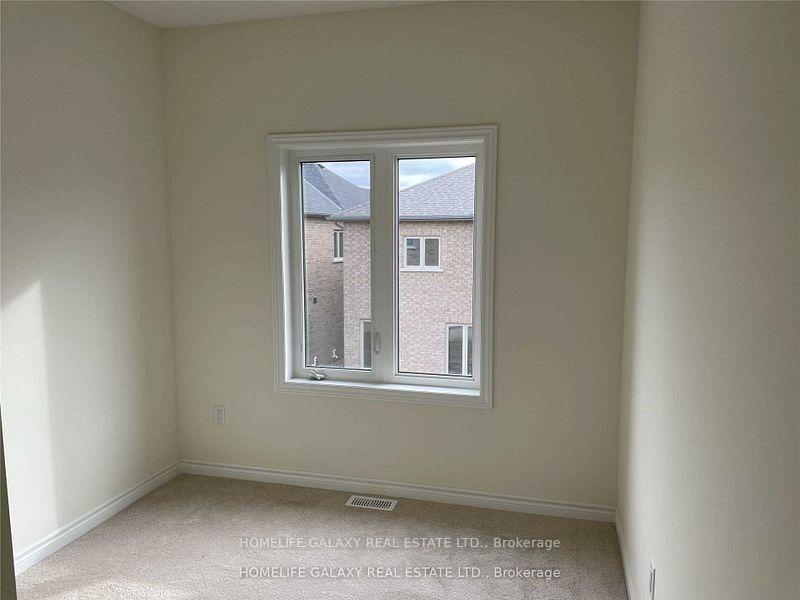 Photo 7 of 309 Clockwork Drive, Brampton, Brampton West — HOMEH