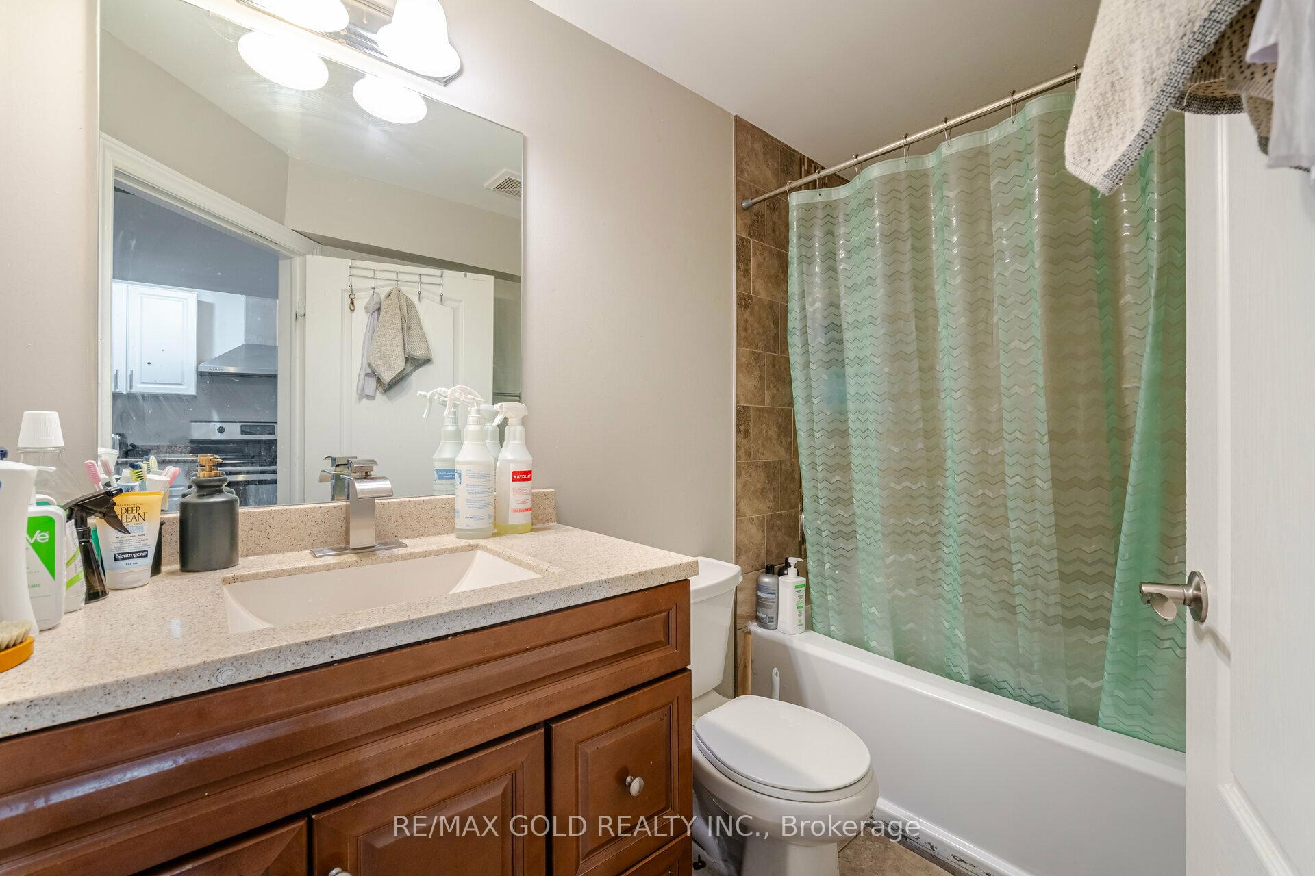 Photo 13 of Unit BSMT, 27 Treegrove Crescent, Brampton, Fletcher's Meadow — HOMEH