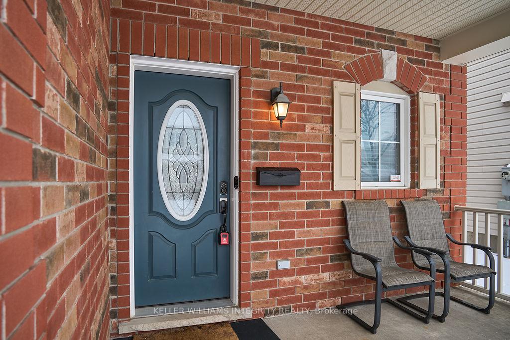 Photo 2 of 526 Khamsin Street, Ottawa, Stittsville (North) — HOMEH