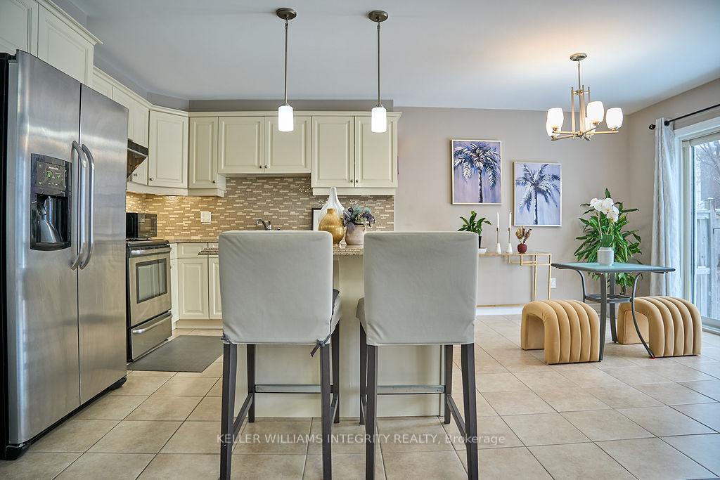 Photo 12 of 526 Khamsin Street, Ottawa, Stittsville (North) — HOMEH