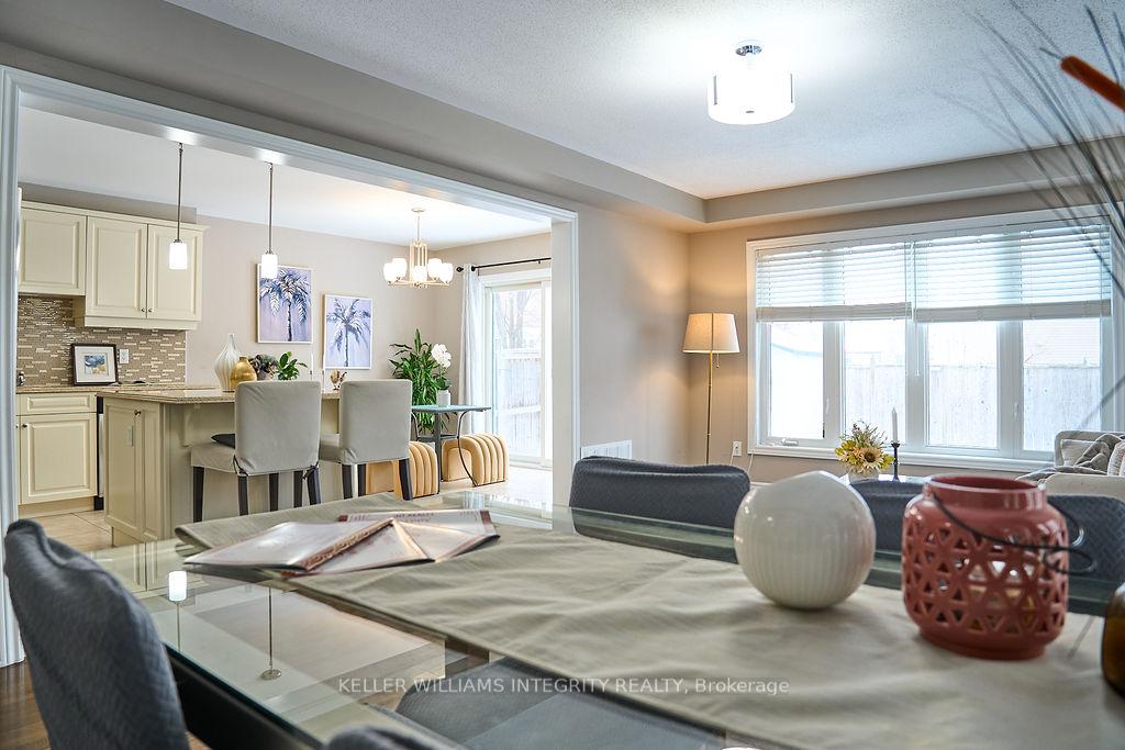 Photo 18 of 526 Khamsin Street, Ottawa, Stittsville (North) — HOMEH