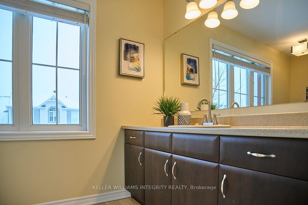 Photo 33 of 526 Khamsin Street, Ottawa, Stittsville (North) — HOMEH