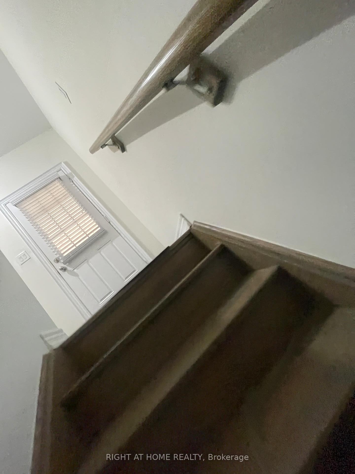 Photo 2 of Unit Basment, 23 Bandera (Basement) Drive, Brampton, Credit Valley — HOMEH