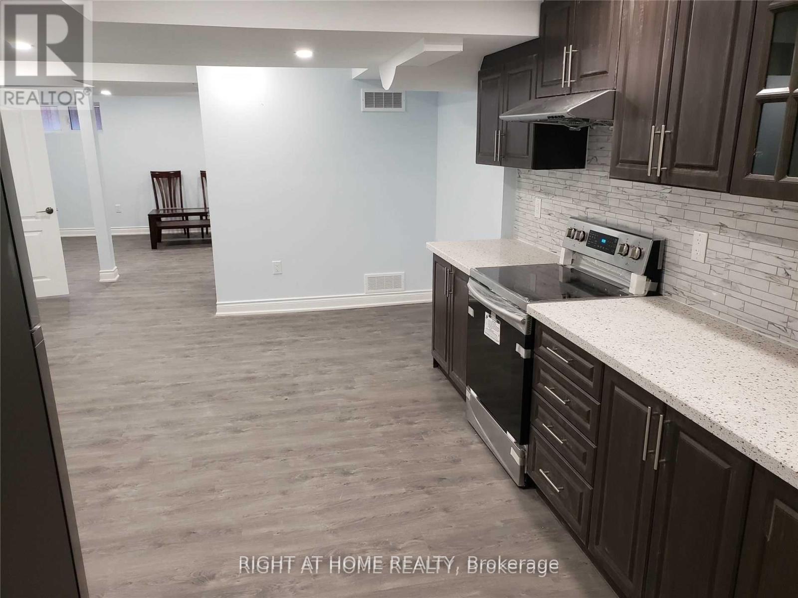 Photo 4 of Unit Basment, 23 Bandera (Basement) Drive, Brampton, Credit Valley — HOMEH