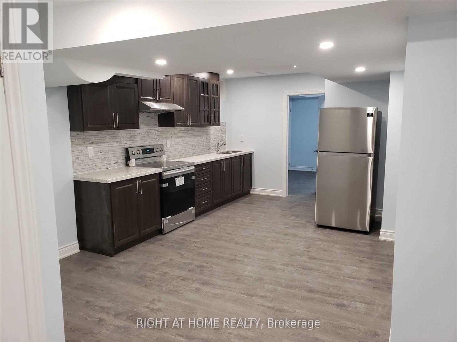 Photo 5 of Unit Basment, 23 Bandera (Basement) Drive, Brampton, Credit Valley — HOMEH