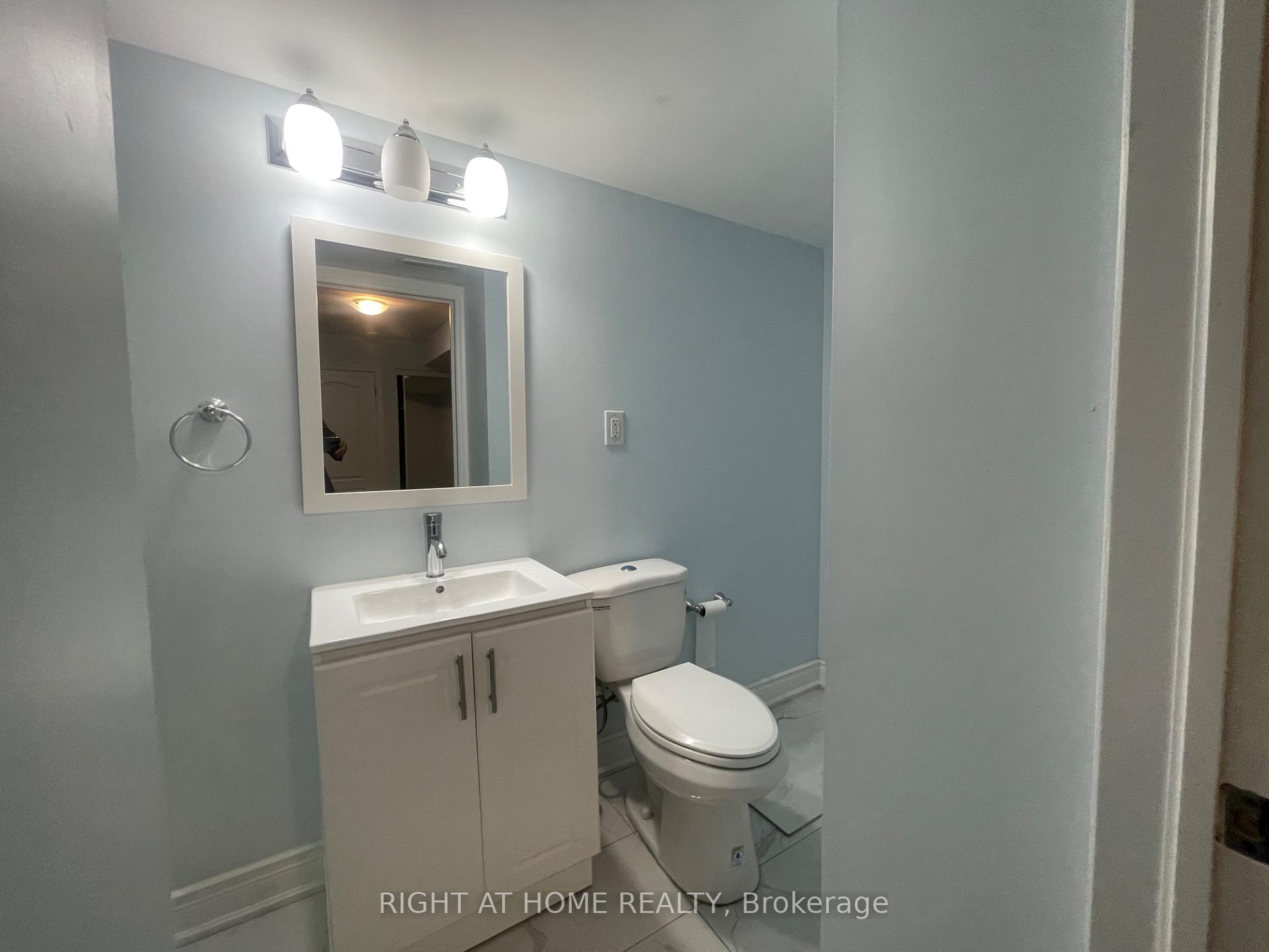 Photo 24 of Unit Basment, 23 Bandera (Basement) Drive, Brampton, Credit Valley — HOMEH