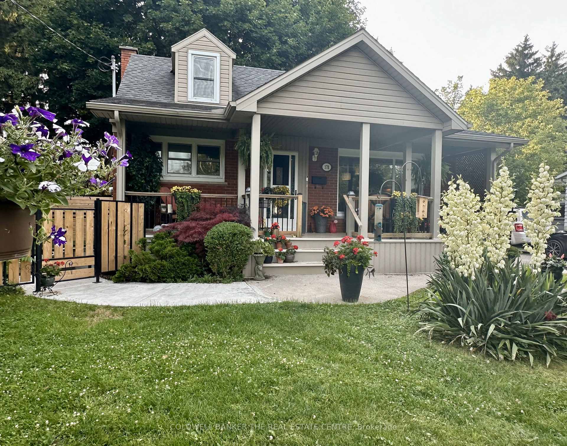 Photo 1 of 178 Woodworth Avenue, St. Thomas — HOMEH