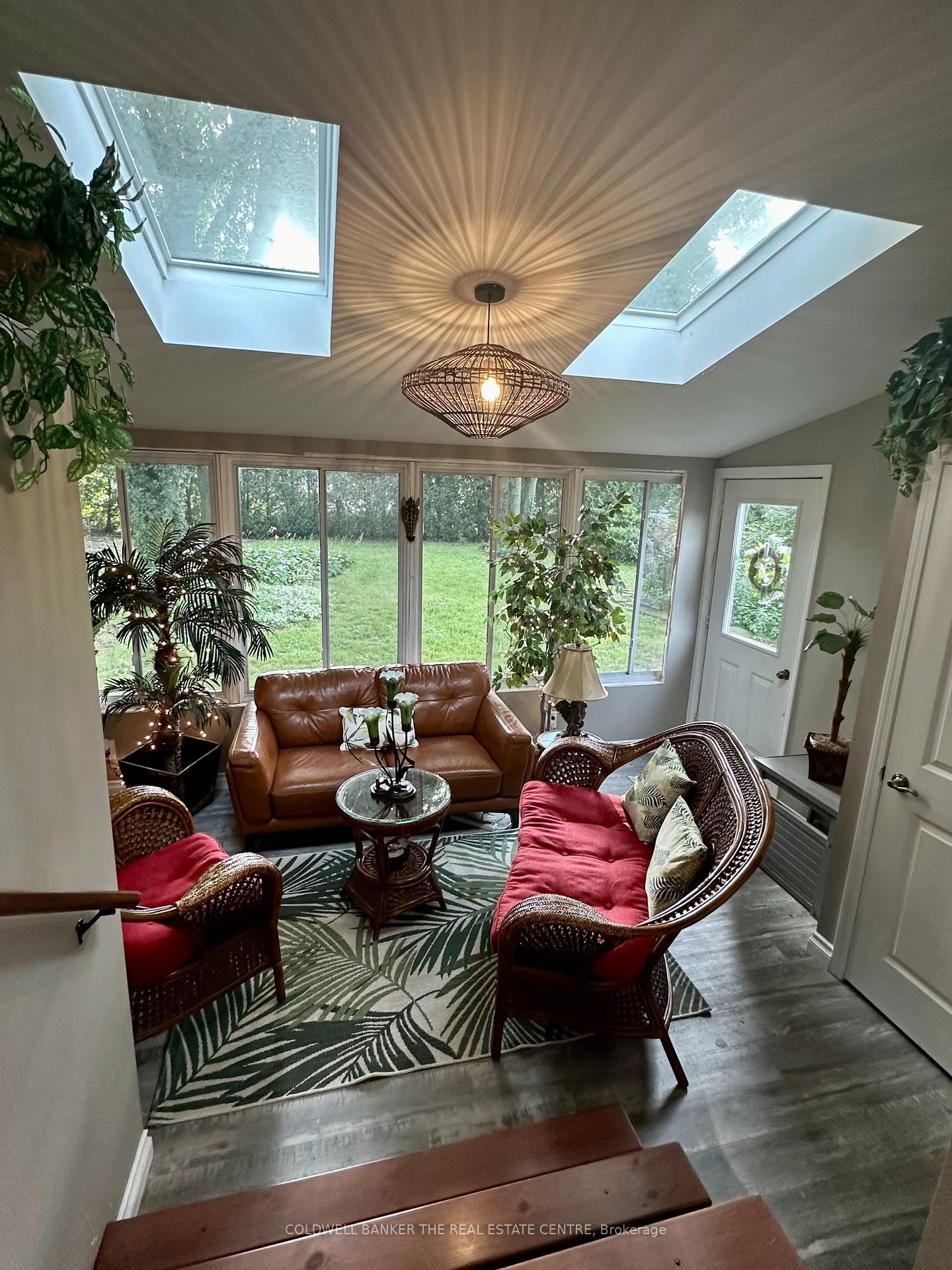 Photo 15 of 178 Woodworth Avenue, St. Thomas — HOMEH