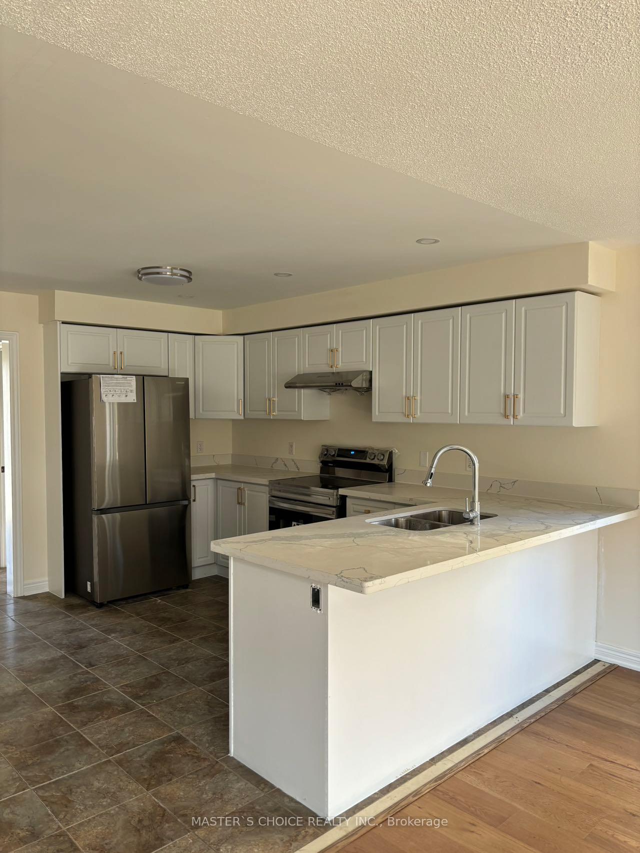 Photo 5 of 45 Keith Crescent, St. Catharines, Burleigh Hill — HOMEH
