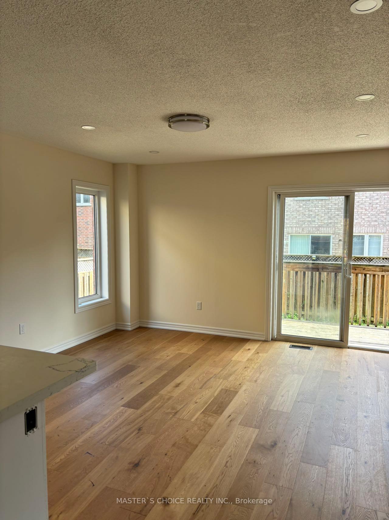 Photo 6 of 45 Keith Crescent, St. Catharines, Burleigh Hill — HOMEH