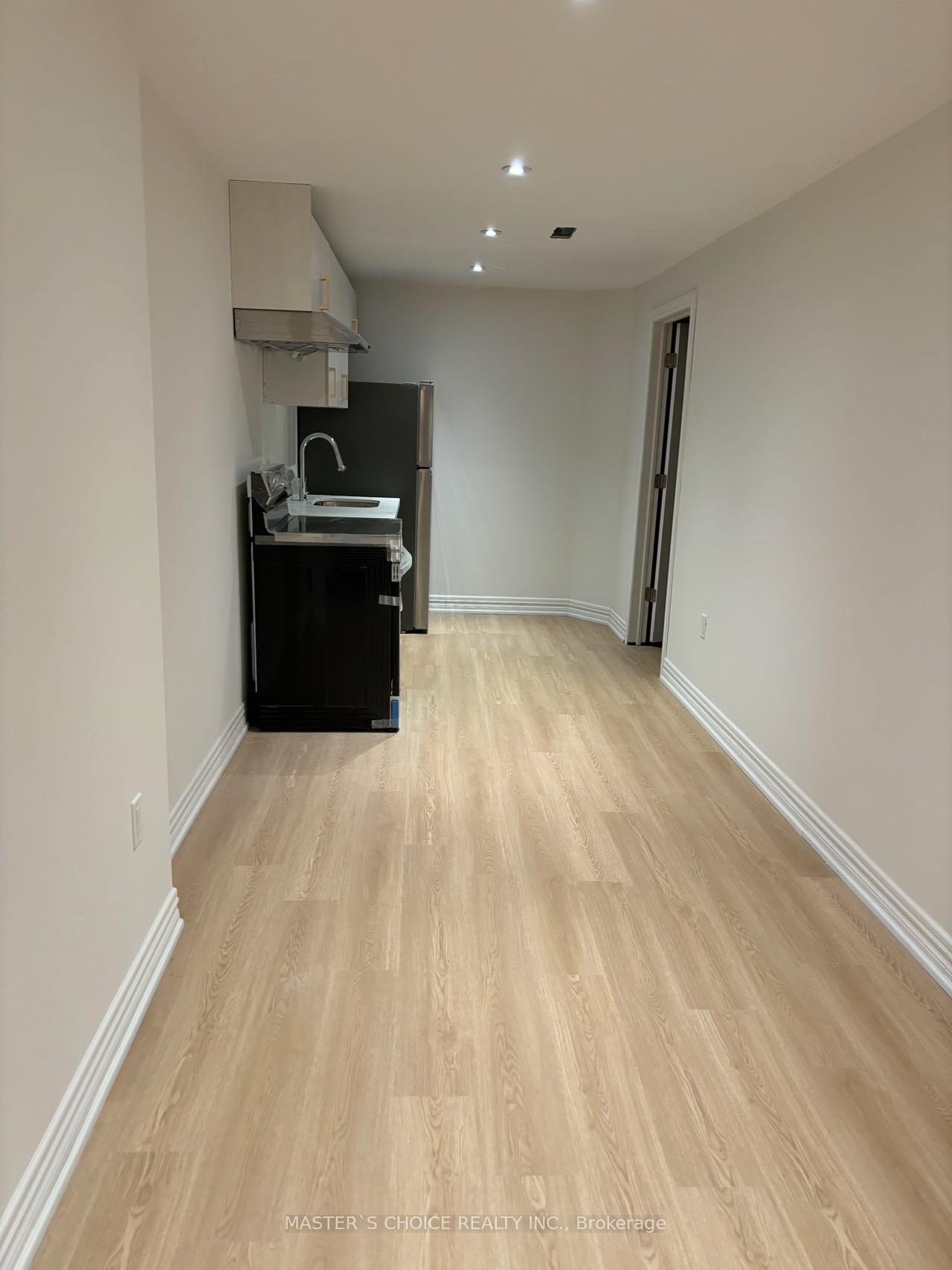 Photo 33 of 45 Keith Crescent, St. Catharines, Burleigh Hill — HOMEH