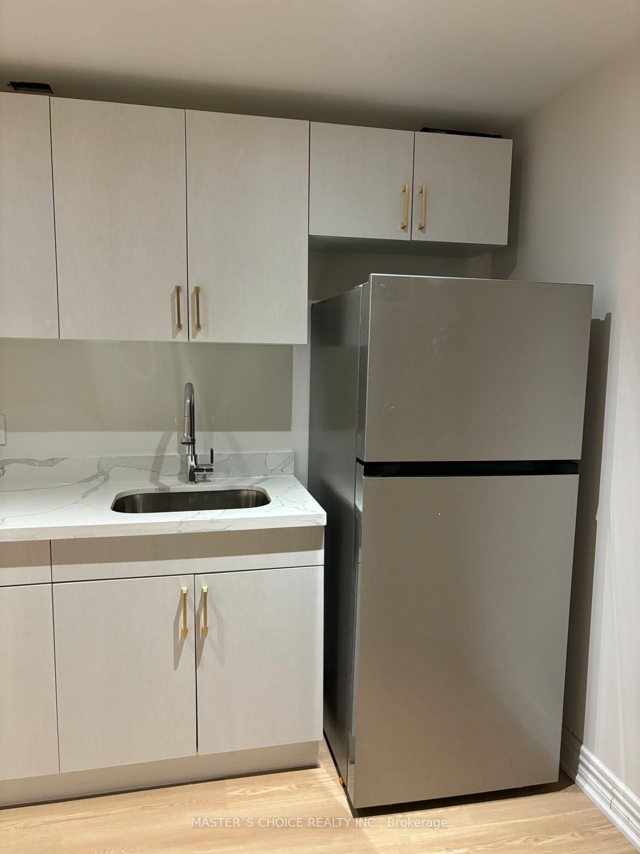 Photo 34 of 45 Keith Crescent, St. Catharines, Burleigh Hill — HOMEH