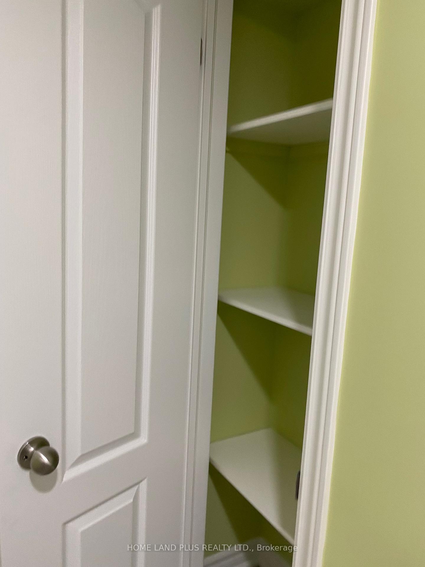 Photo 10 of Unit Unit 2 (Bsmnt), 43 Lanark Circle, Brampton, Credit Valley — HOMEH