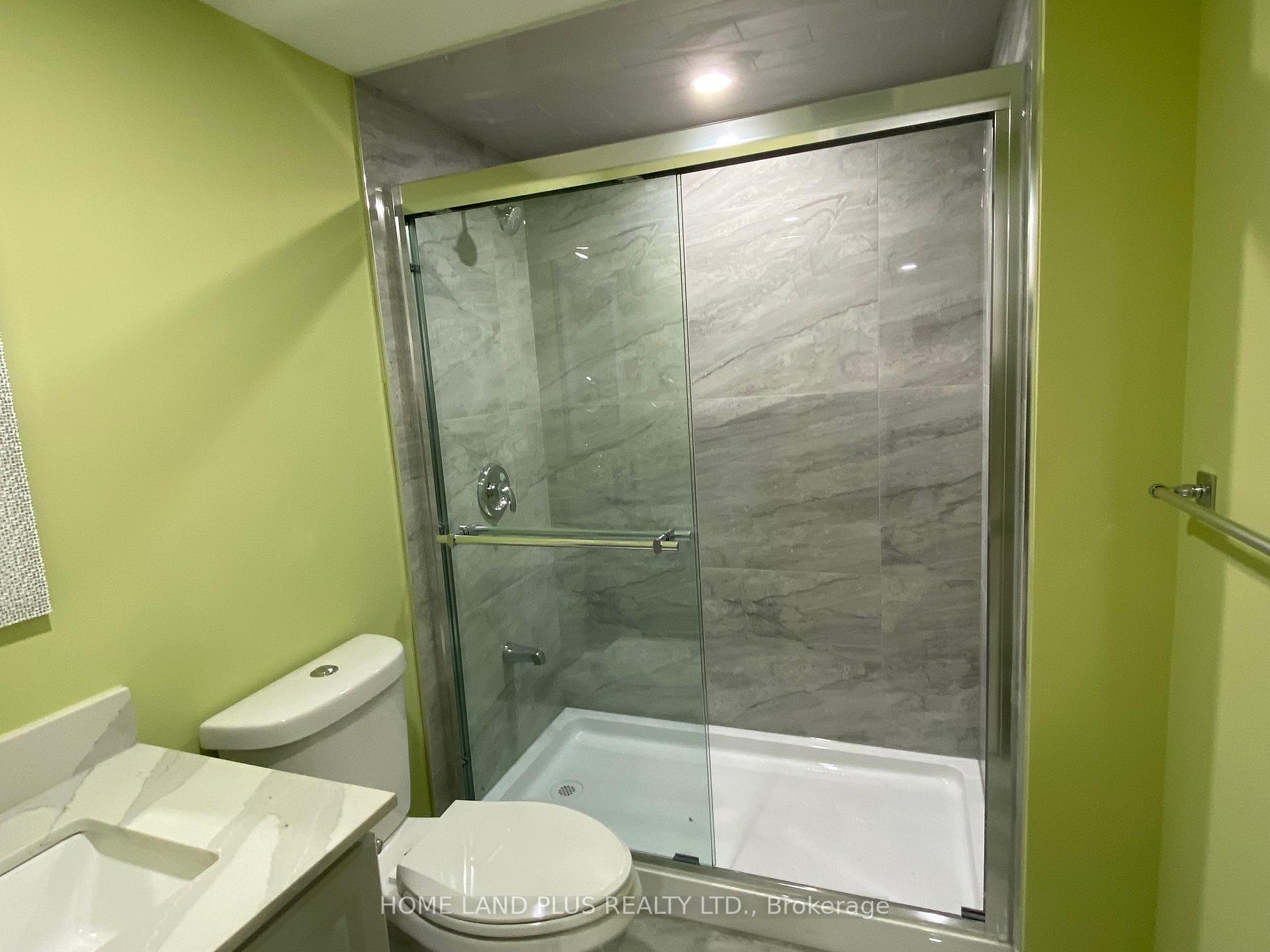Photo 16 of Unit Unit 2 (Bsmnt), 43 Lanark Circle, Brampton, Credit Valley — HOMEH