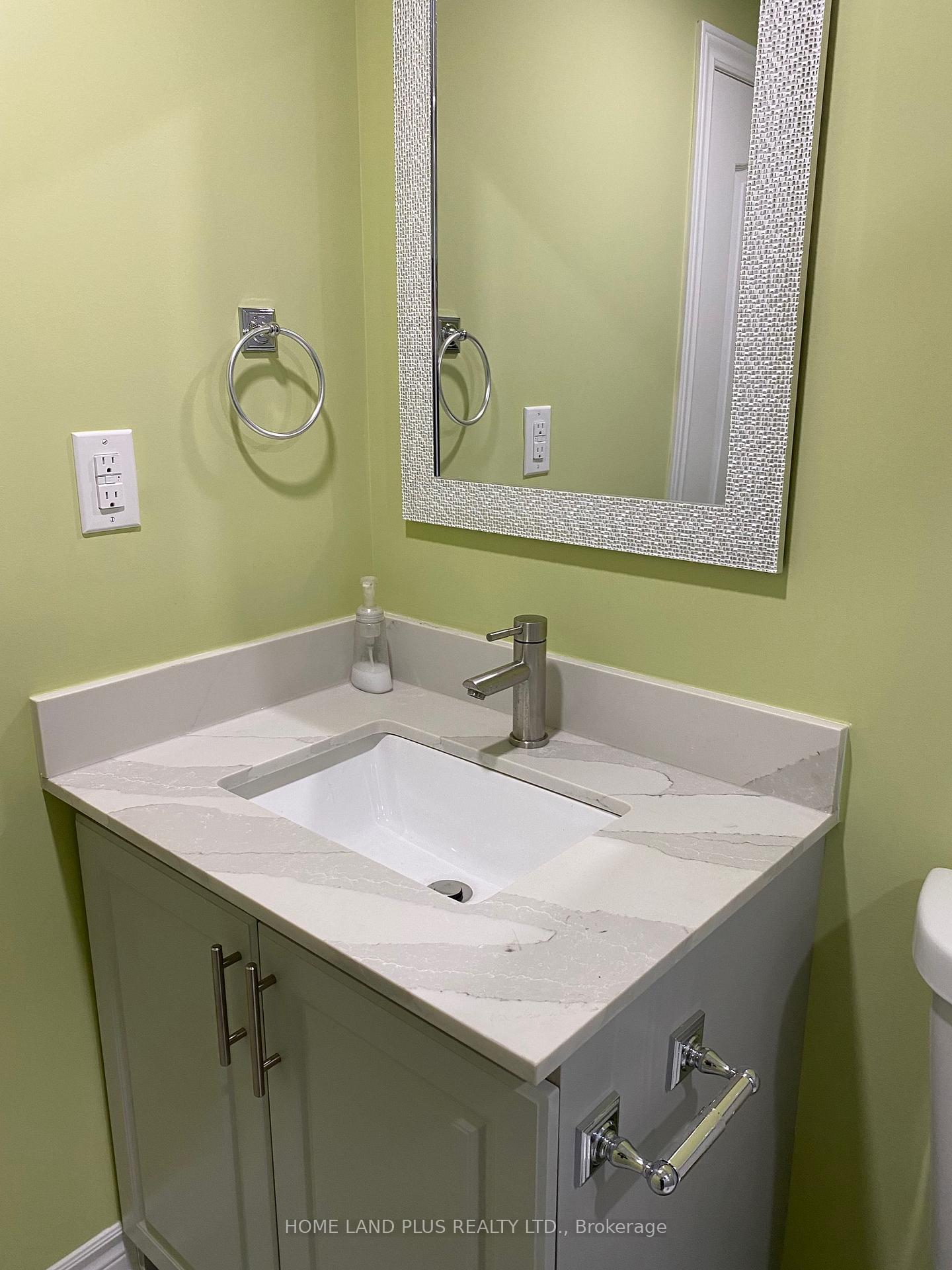 Photo 17 of Unit Unit 2 (Bsmnt), 43 Lanark Circle, Brampton, Credit Valley — HOMEH