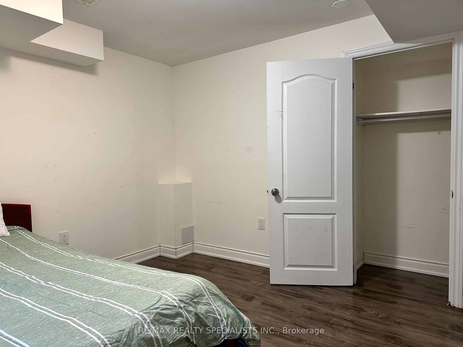 Photo 5 of 26 Humberstone Crescent, Brampton, Northwest Brampton — HOMEH
