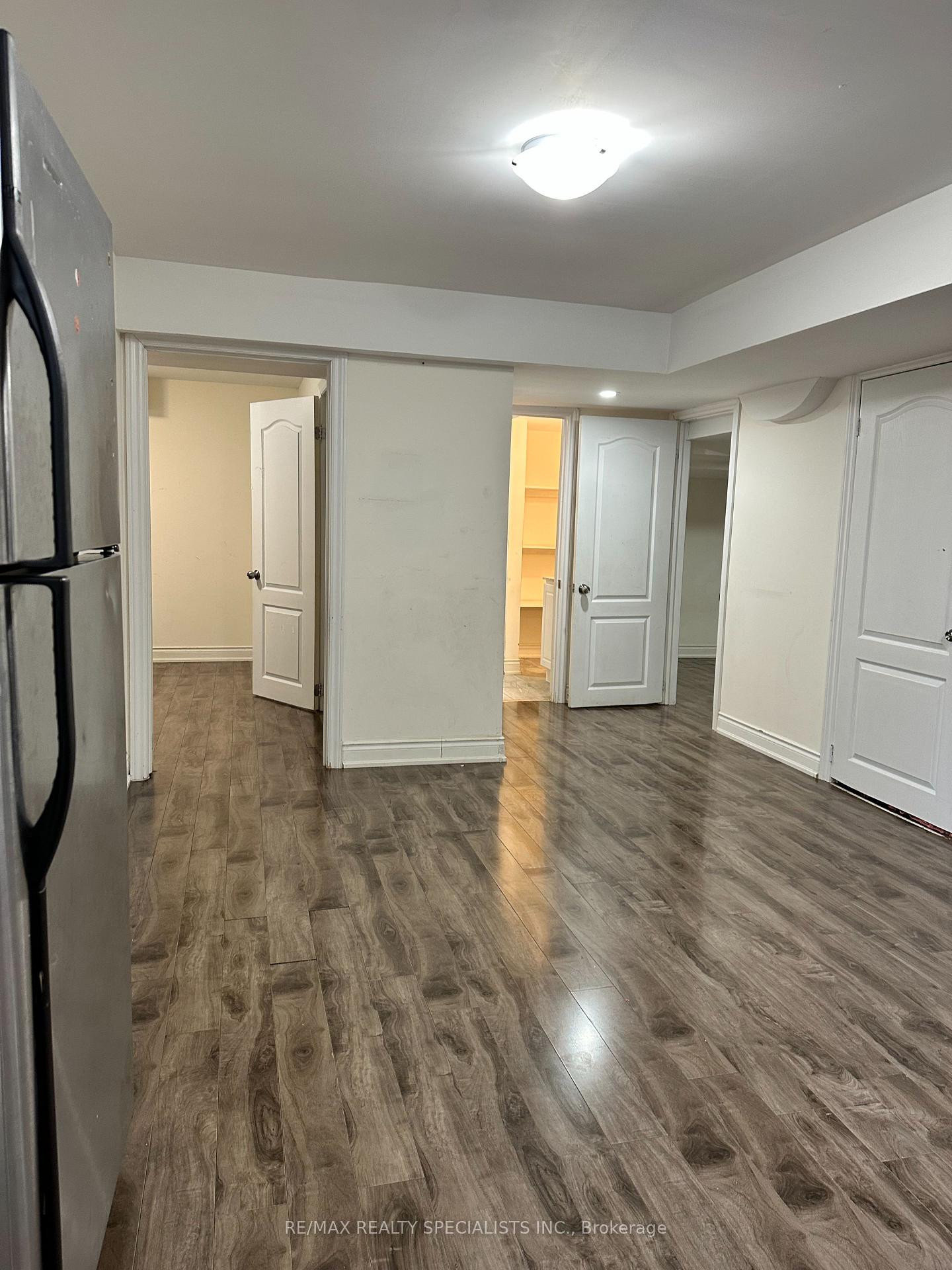 Photo 6 of 26 Humberstone Crescent, Brampton, Northwest Brampton — HOMEH
