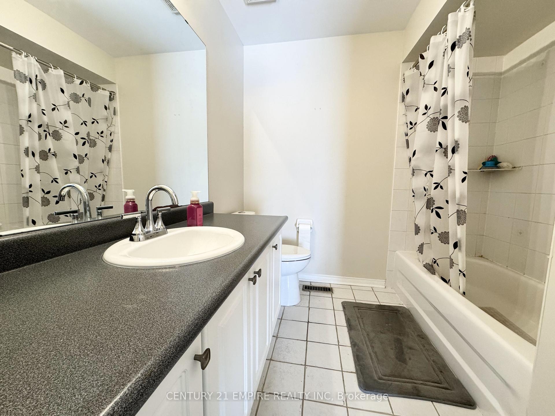 Photo 20 of Unit Upper, 24 Tiller Trail, Brampton, Fletcher's Creek Village — HOMEH