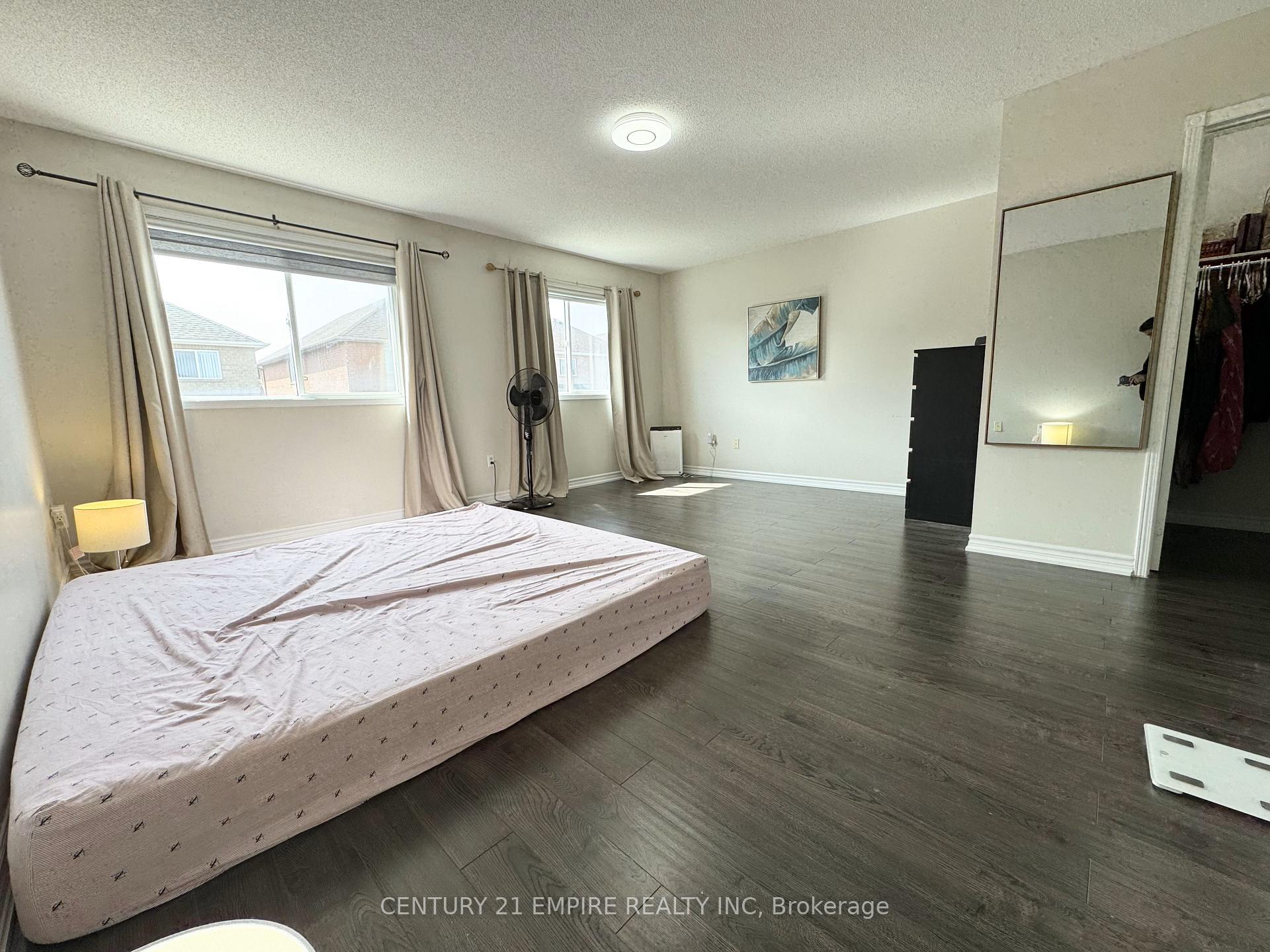 Photo 24 of Unit Upper, 24 Tiller Trail, Brampton, Fletcher's Creek Village — HOMEH