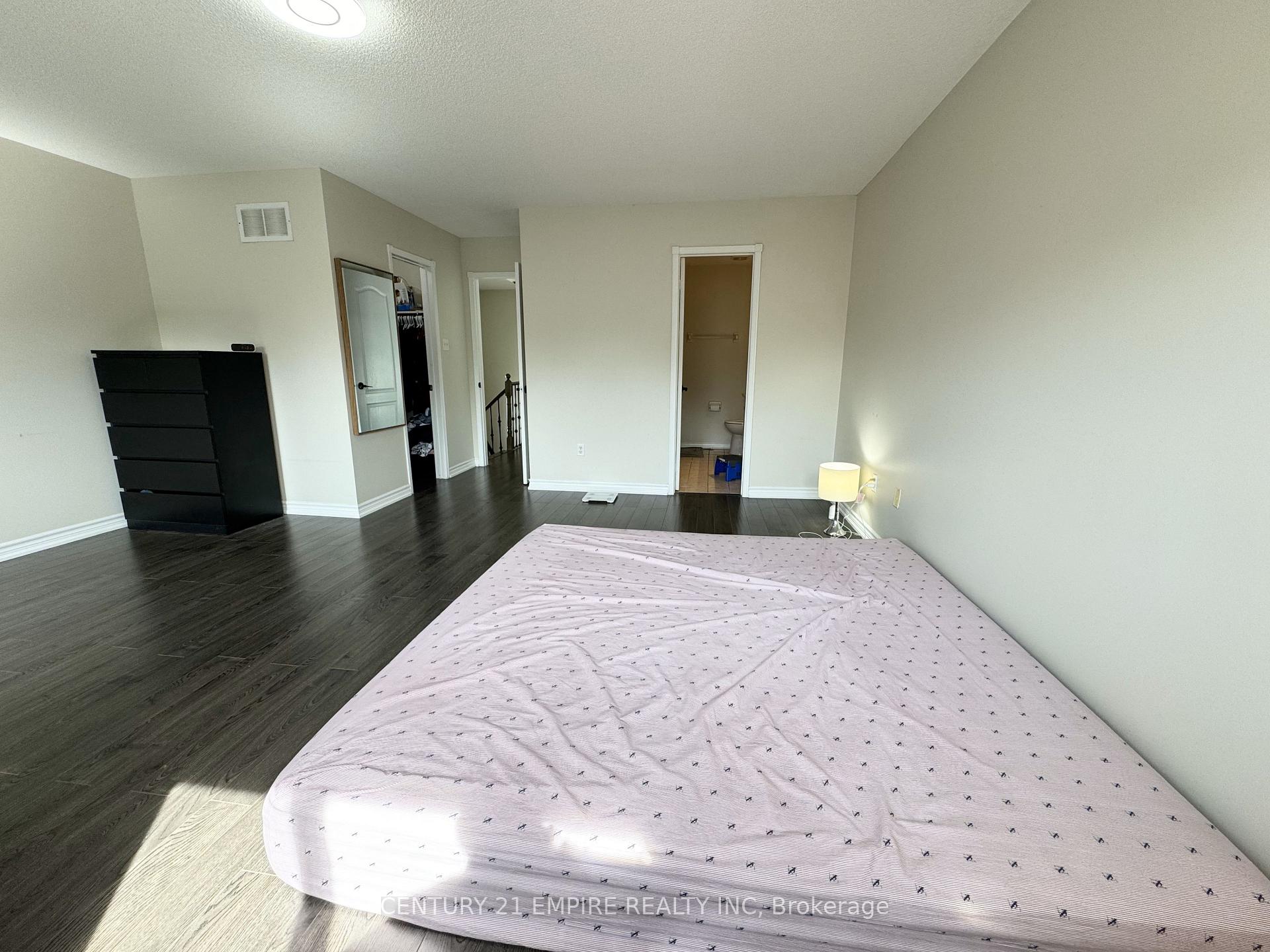 Photo 26 of Unit Upper, 24 Tiller Trail, Brampton, Fletcher's Creek Village — HOMEH