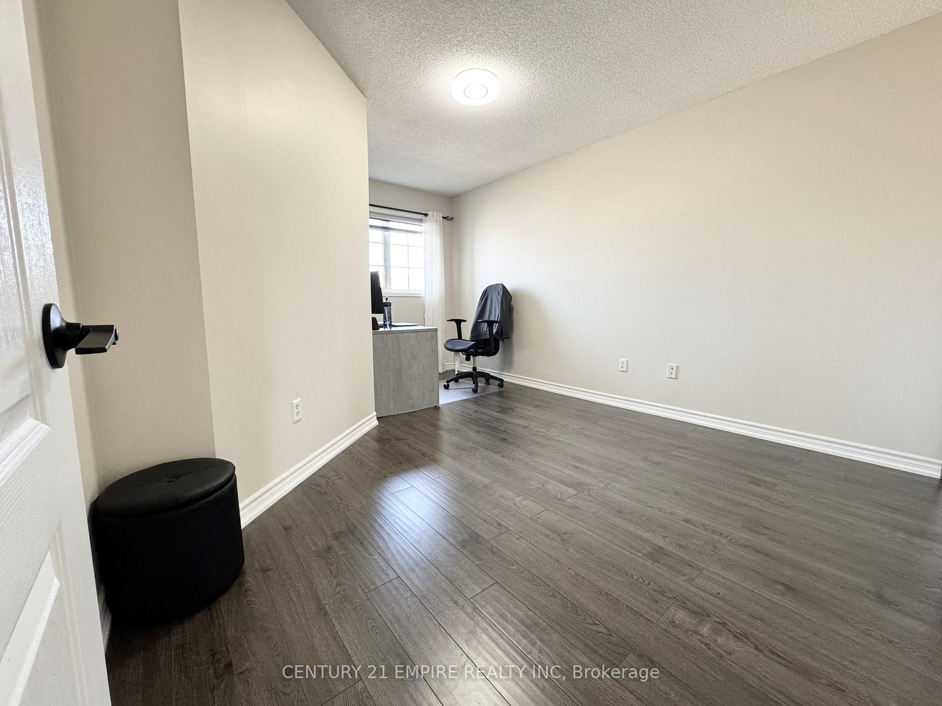 Photo 29 of Unit Upper, 24 Tiller Trail, Brampton, Fletcher's Creek Village — HOMEH