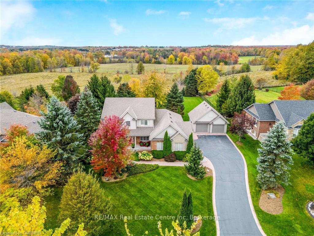 Photo 2 of 35 Karendale Crescent, Hamilton, Freelton — HOMEH