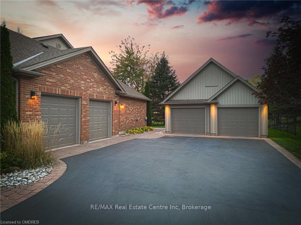 Photo 7 of 35 Karendale Crescent, Hamilton, Freelton — HOMEH