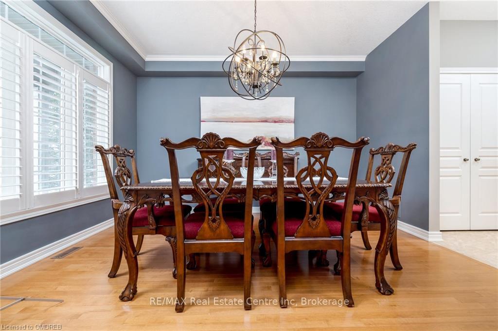 Photo 12 of 35 Karendale Crescent, Hamilton, Freelton — HOMEH