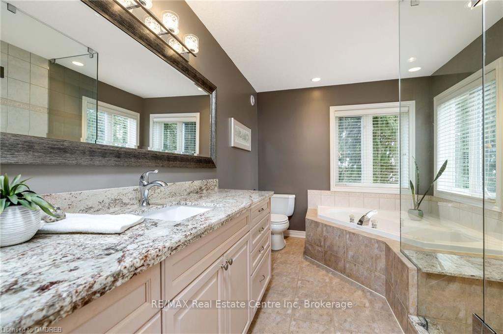 Photo 29 of 35 Karendale Crescent, Hamilton, Freelton — HOMEH