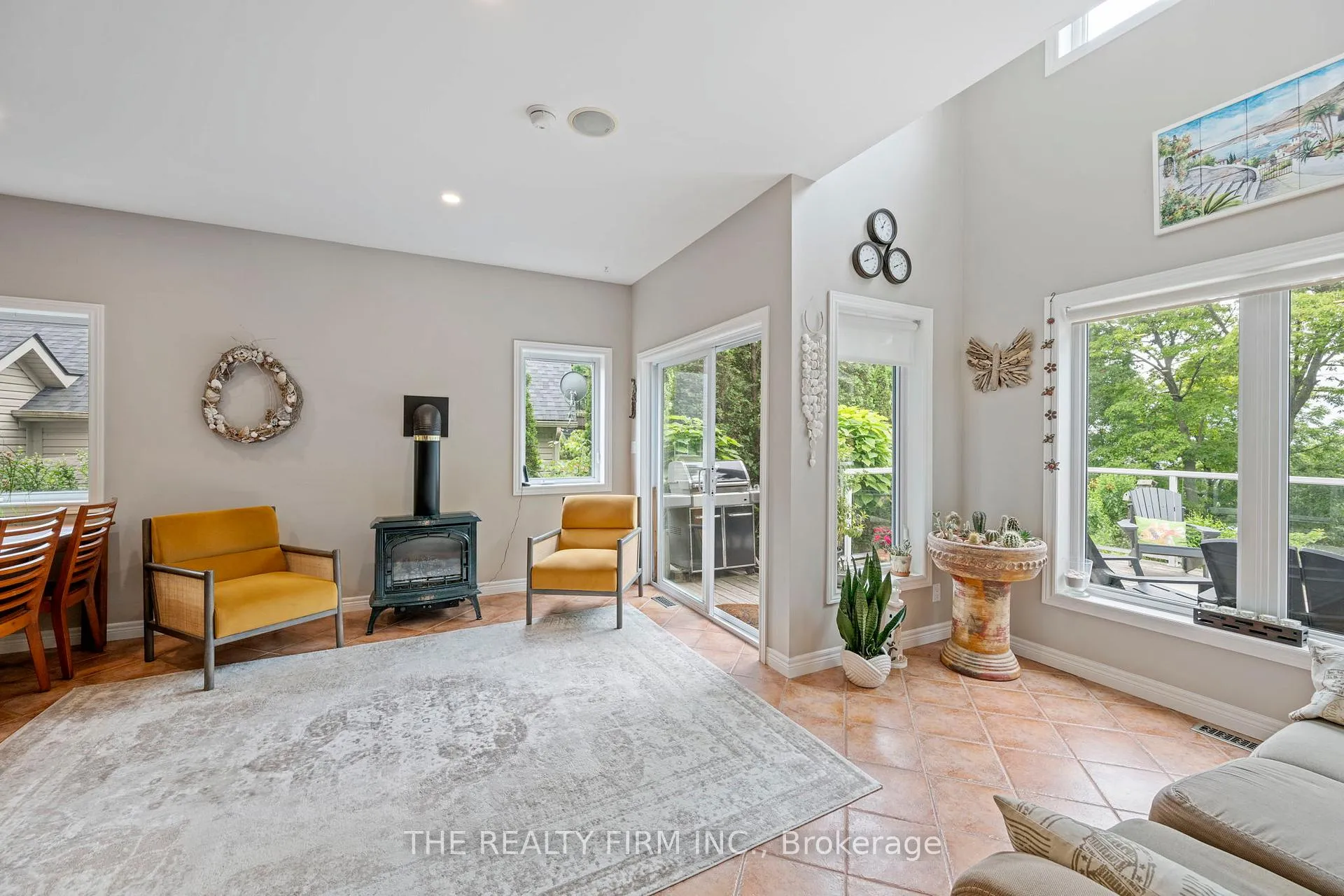 Photo 11 of 210 Cornell Drive E, Central Elgin, Port Stanley — HOMEH