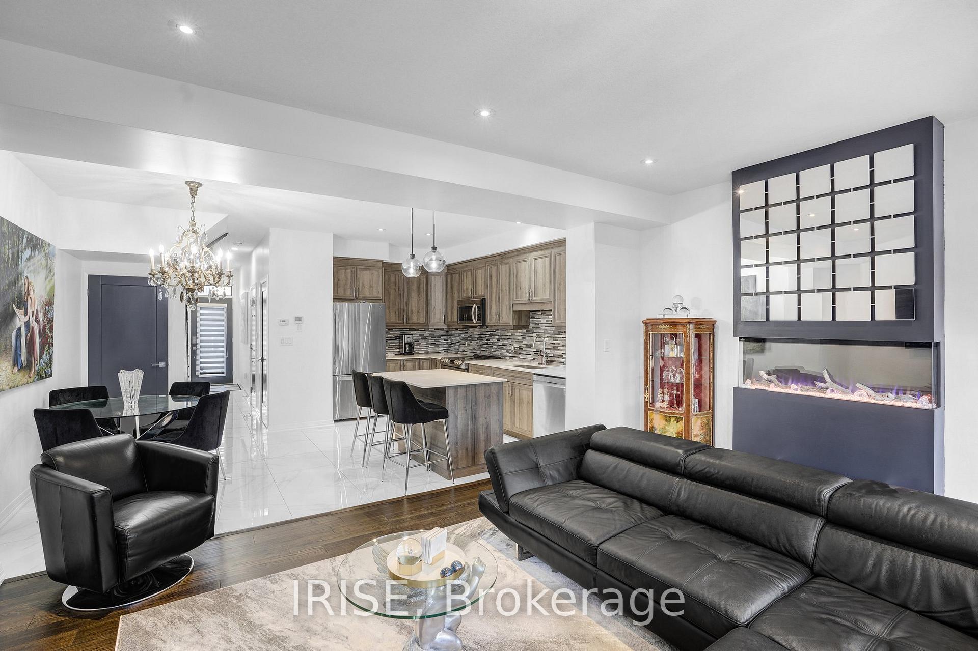 Photo 5 of 69 Burley Lane, Hamilton, Ancaster — HOMEH