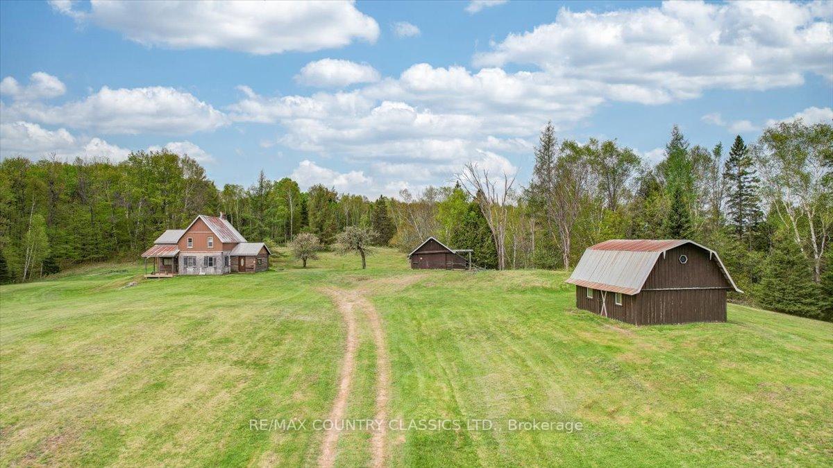 Photo 3 of 1908 Lower Faraday Road, Faraday — HOMEH