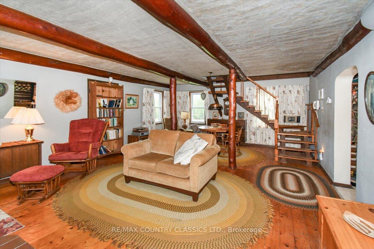 Photo 13 of 1908 Lower Faraday Road, Faraday — HOMEH