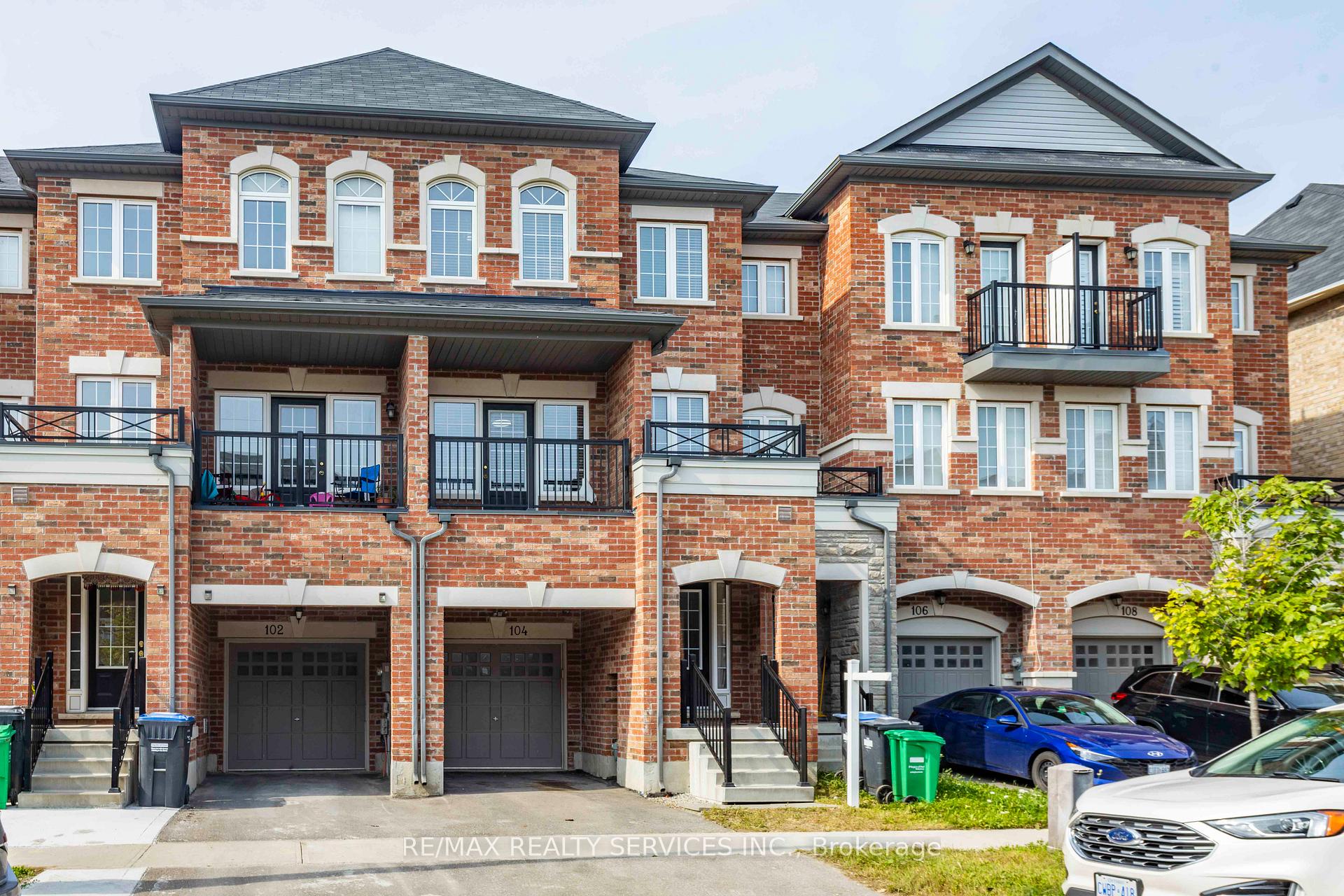 Front of 104 New Pines Trail